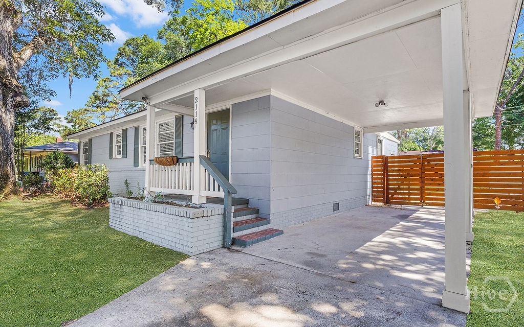 2114 E 62nd Street, Savannah, GA 31404 Listing Photo  3