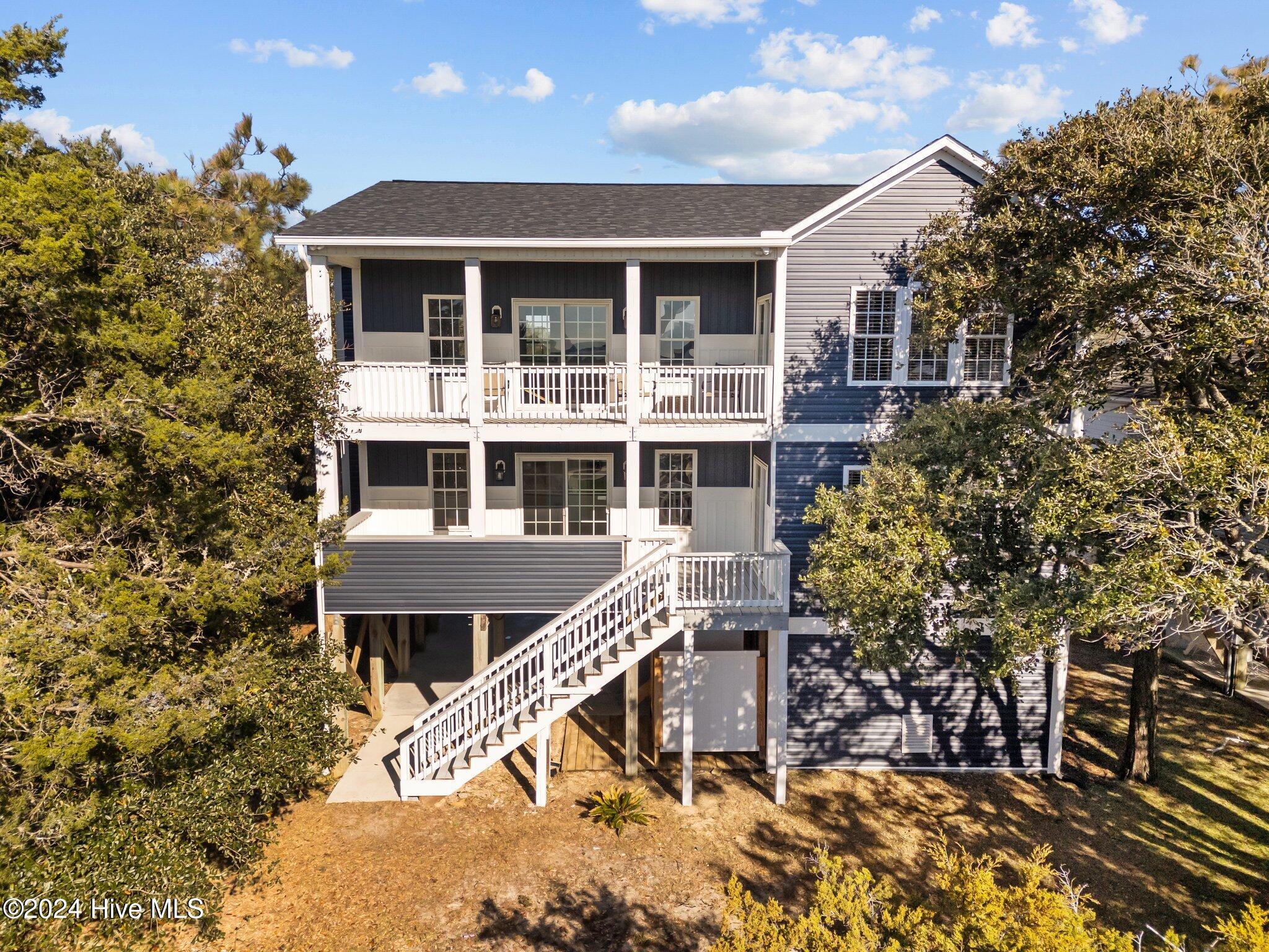 100480752 | Photo 47