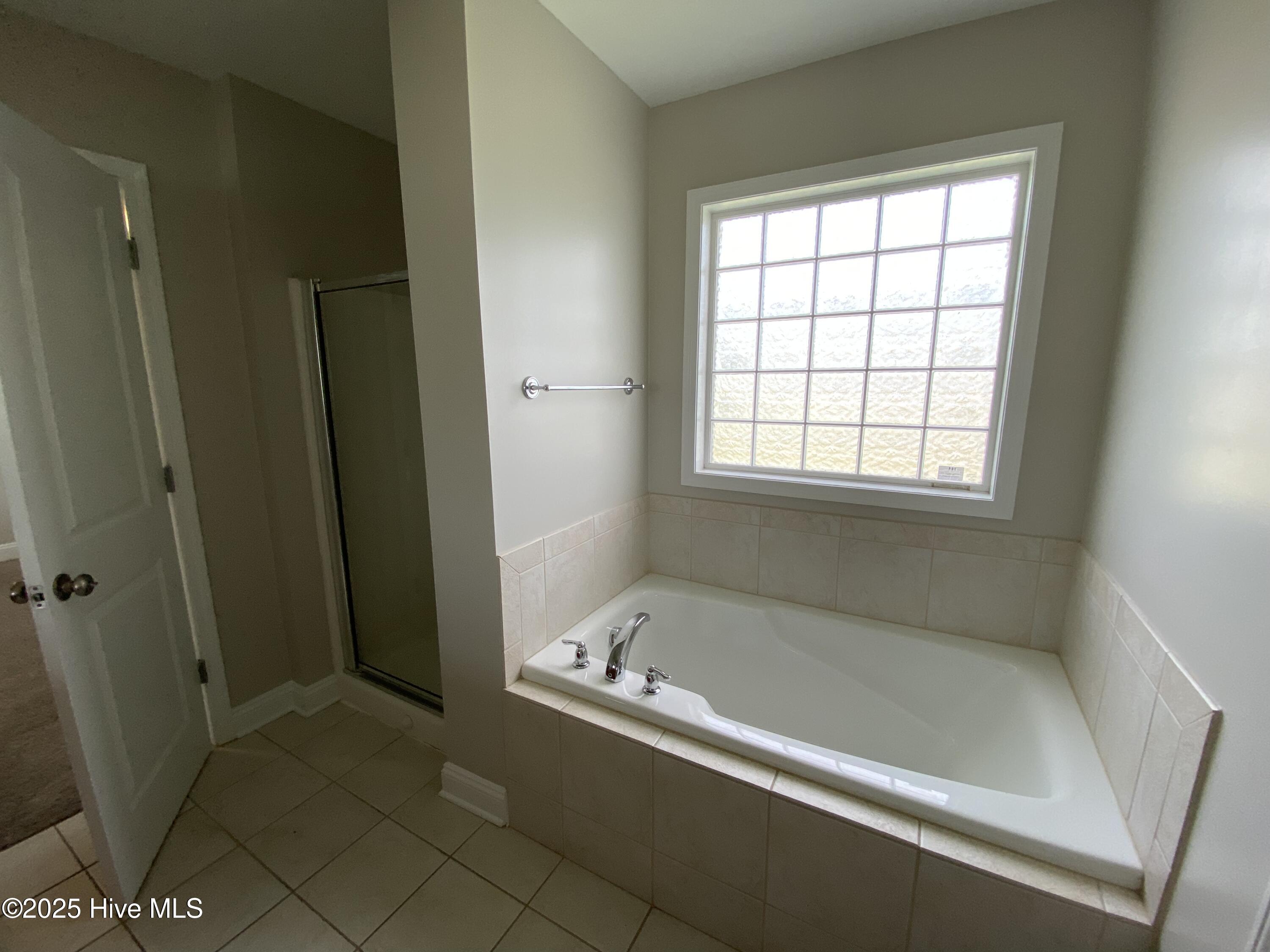 100566817 | Photo 26