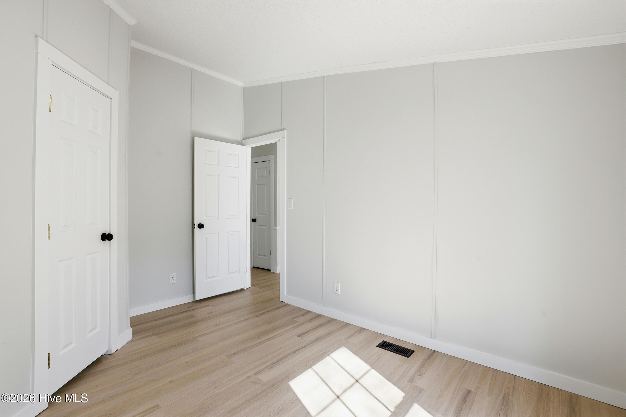 100556681 | Photo 26