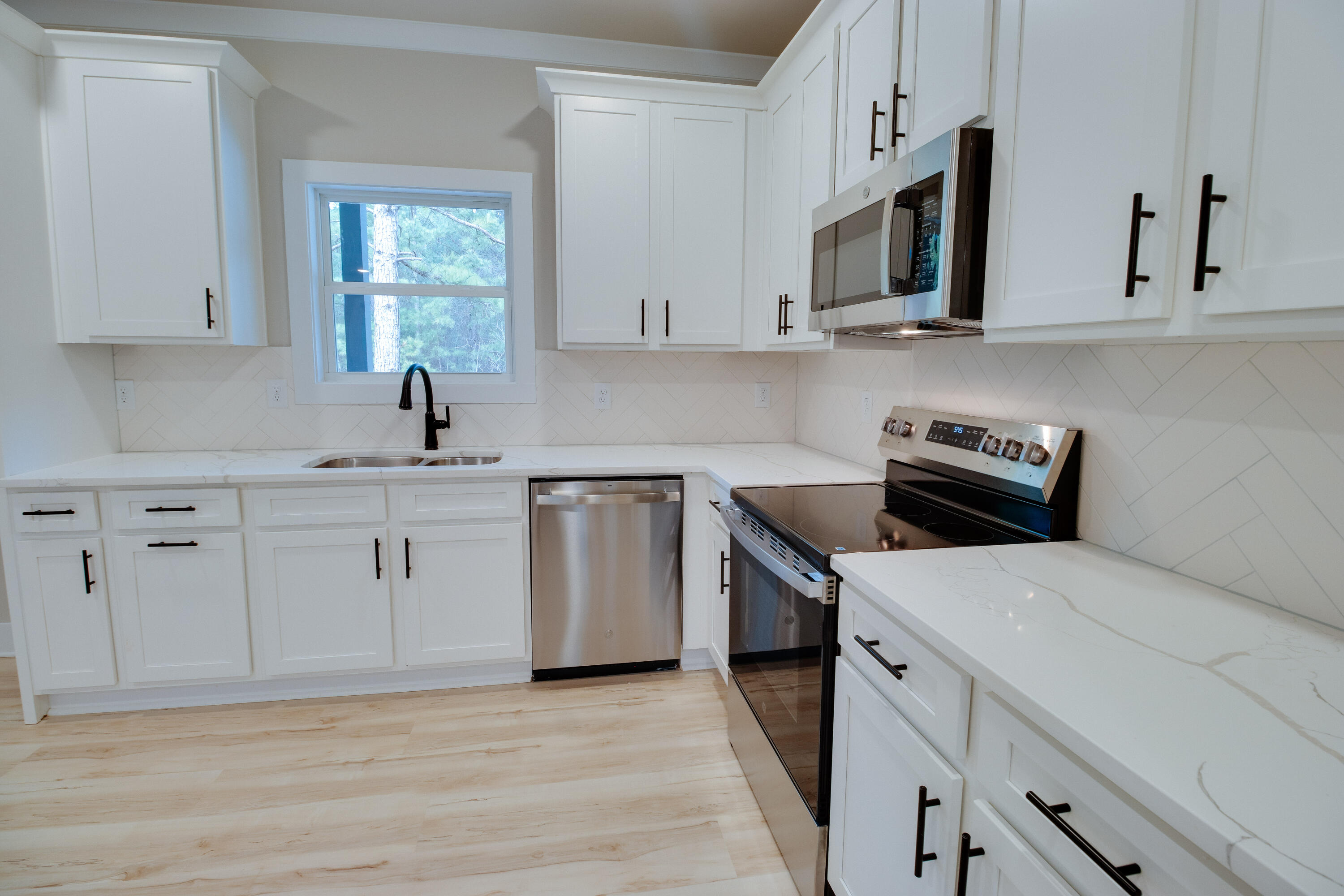 1198 Sunset Cove, Tignall, GA, 30668