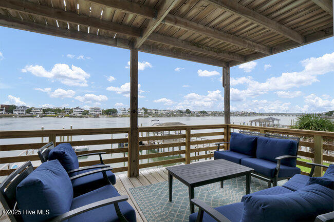 9 W Atlanta Street, Wrightsville Beach, NC, 28480