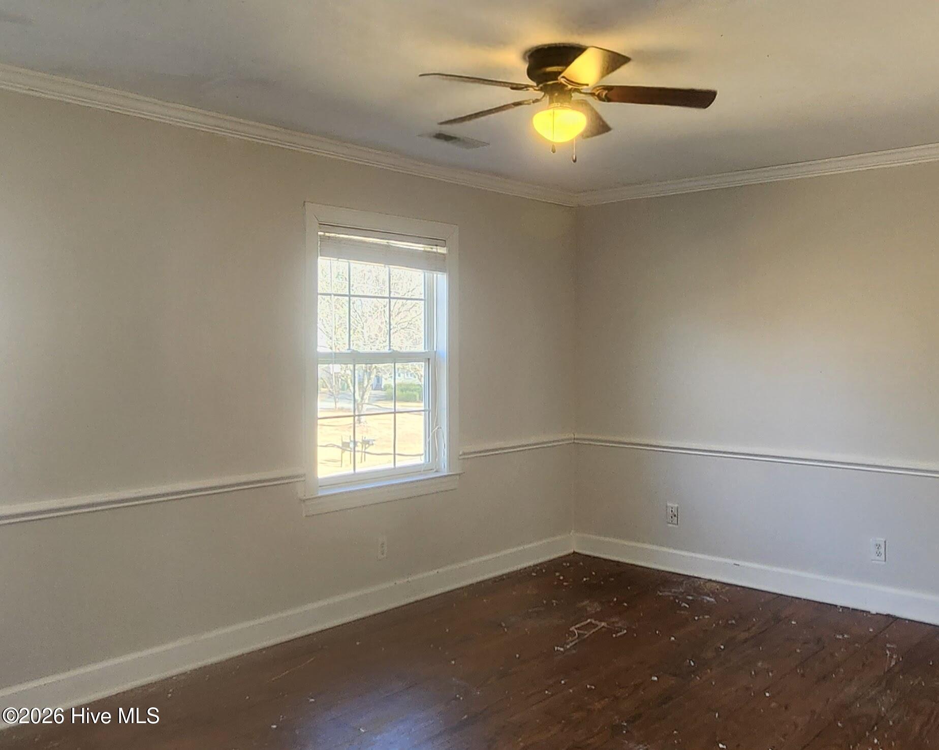 100550310 | Photo 12