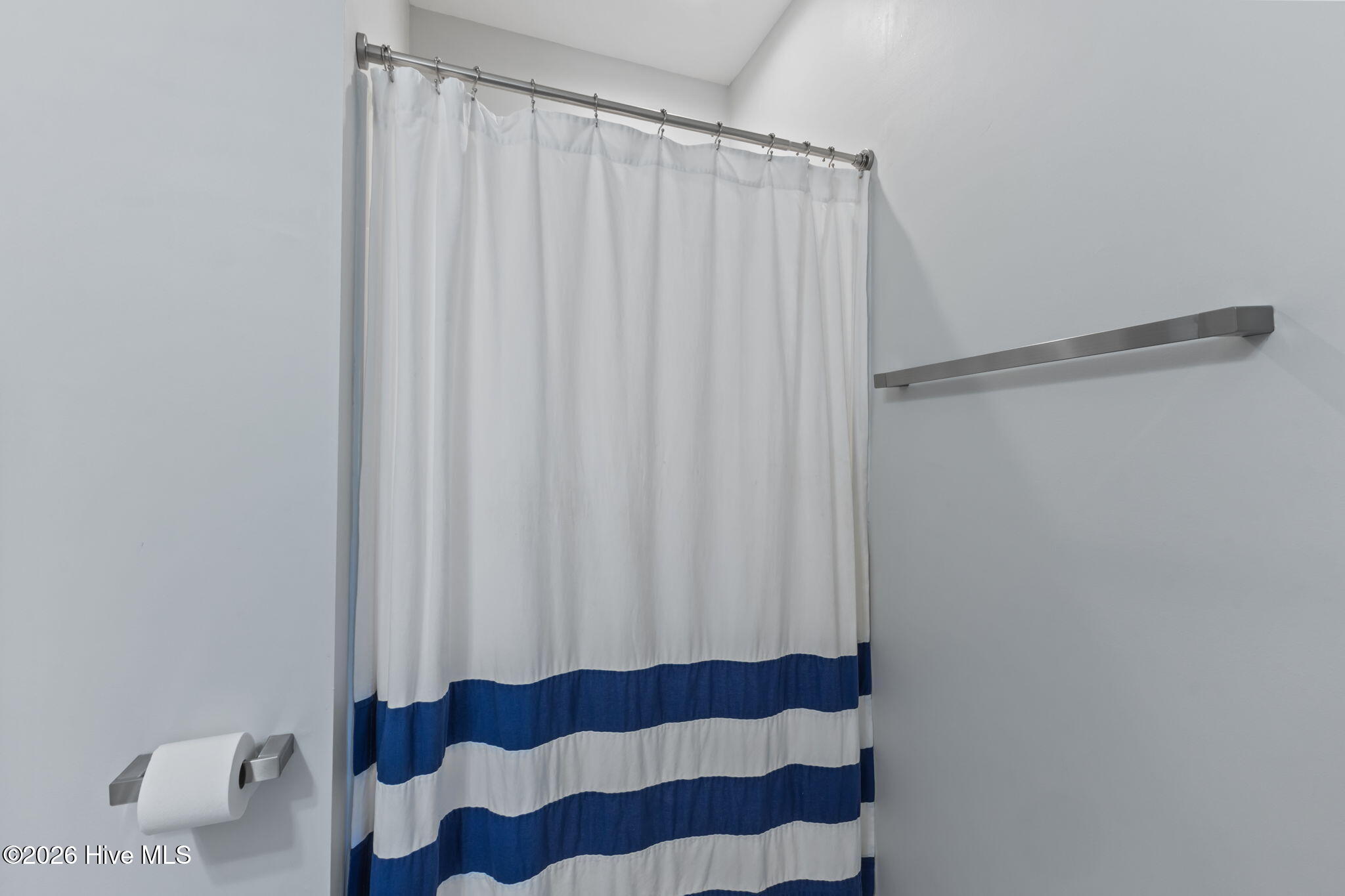 100560344 | Photo 68