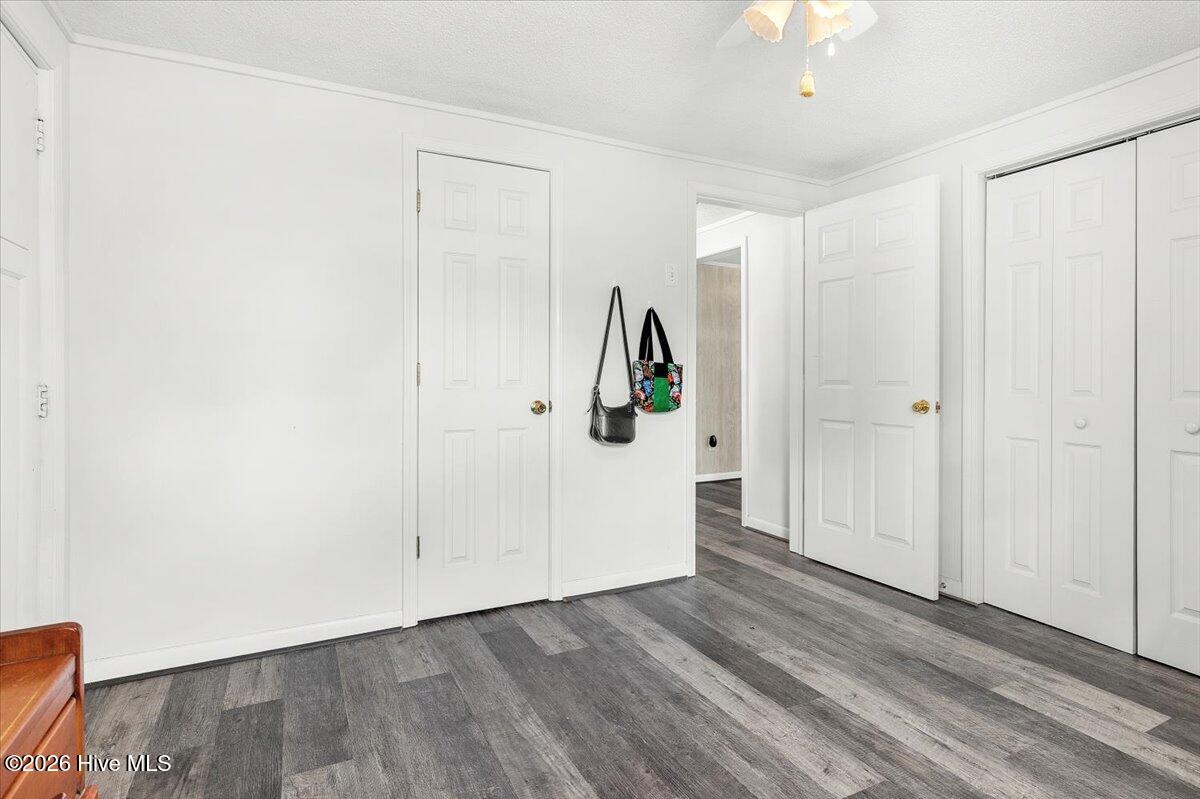 100551902 | Photo 88