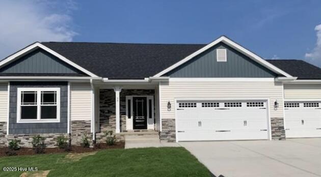 2604 Exterior with 3rd car garage