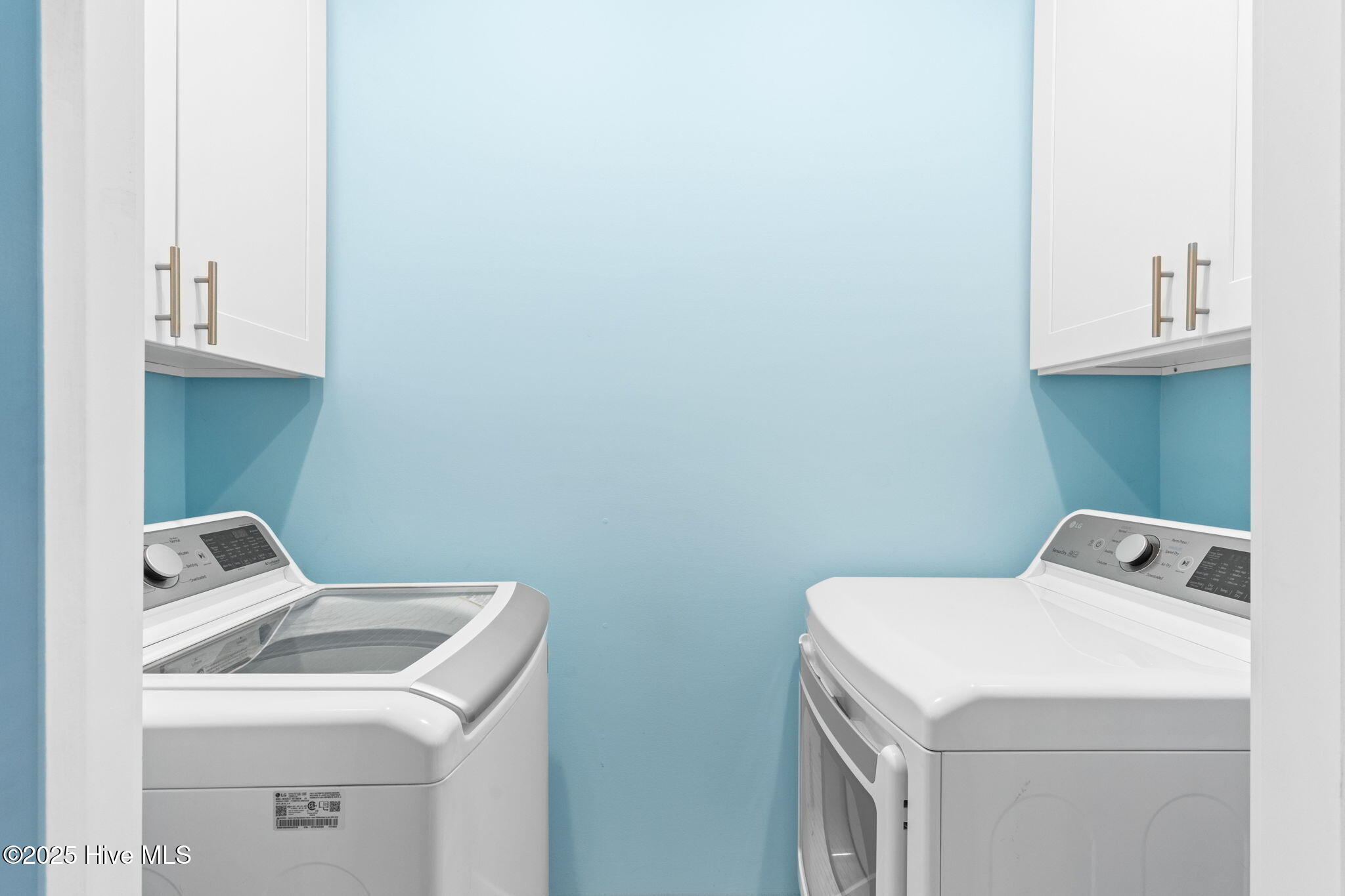 100543209 | Photo 24