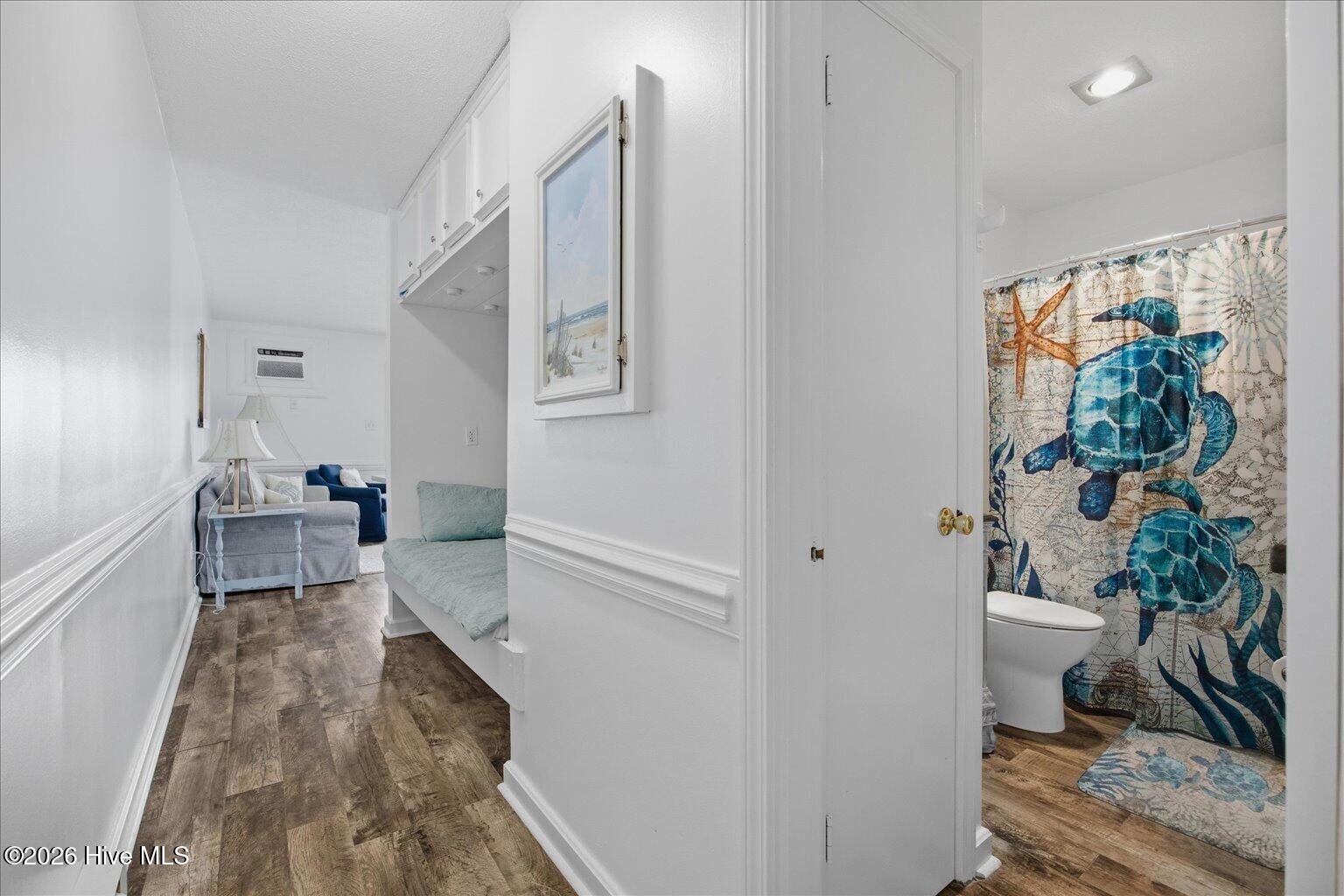 100557148 | Photo 28