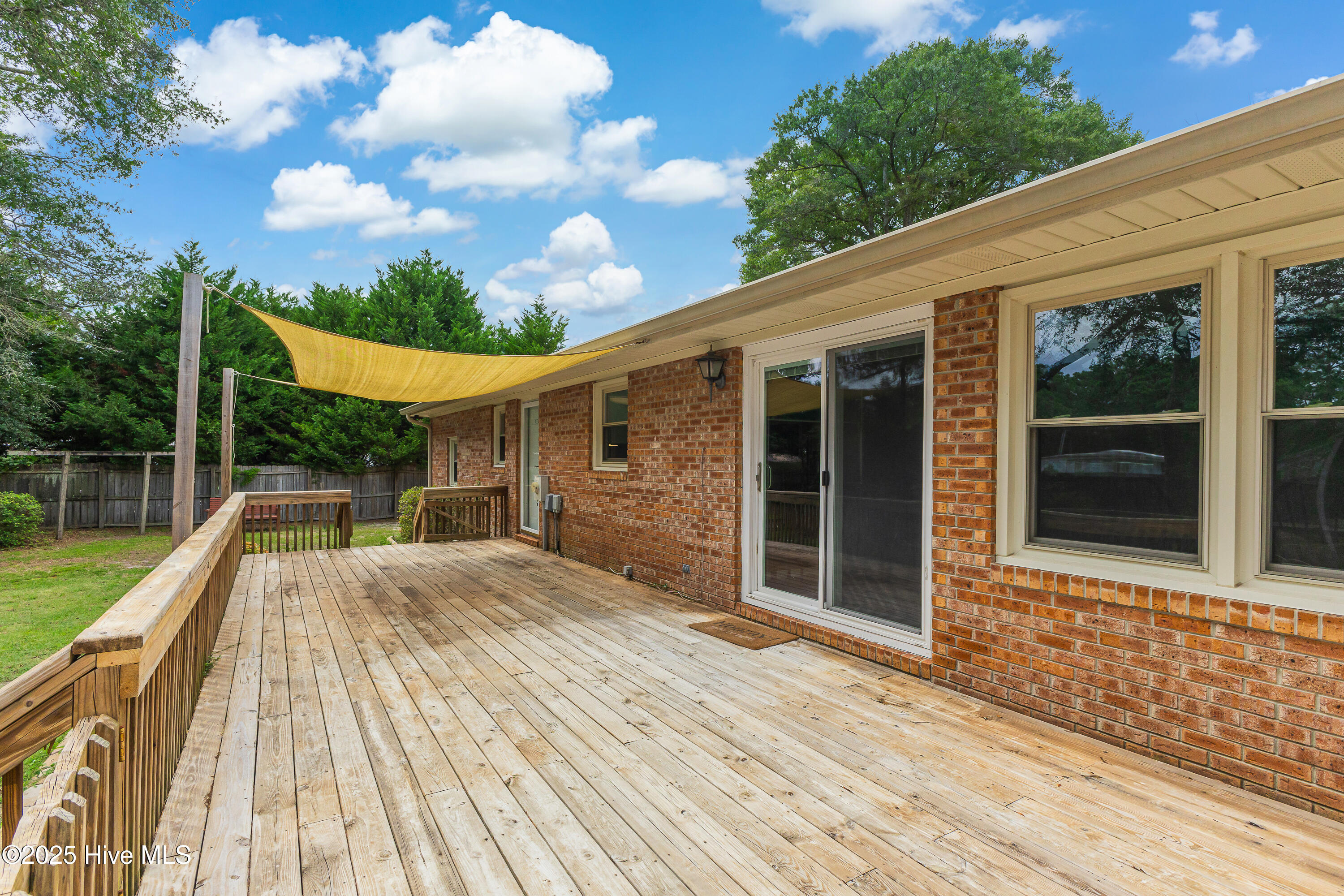 100523240 | Photo 28