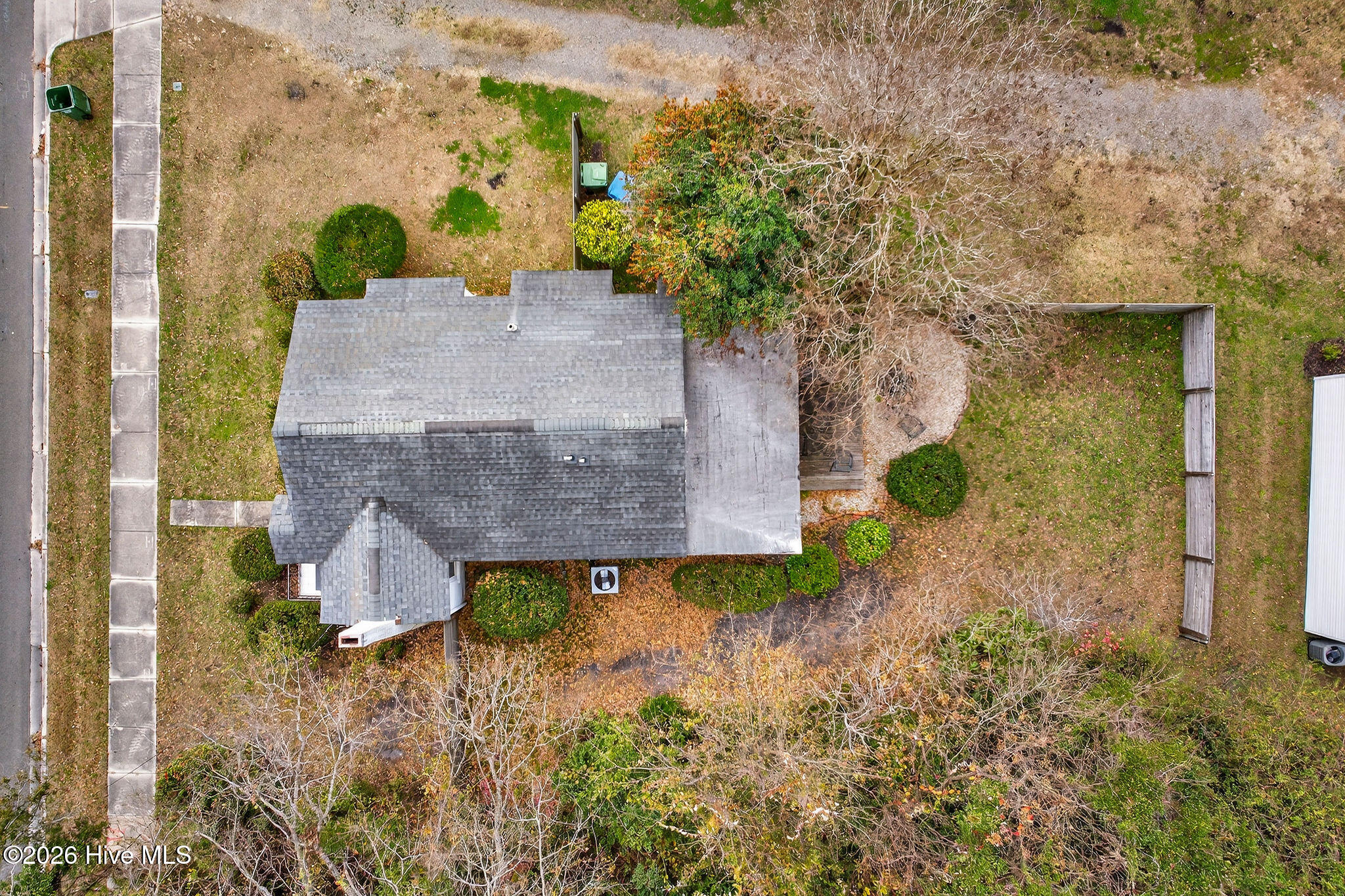 100550218 | Photo 67