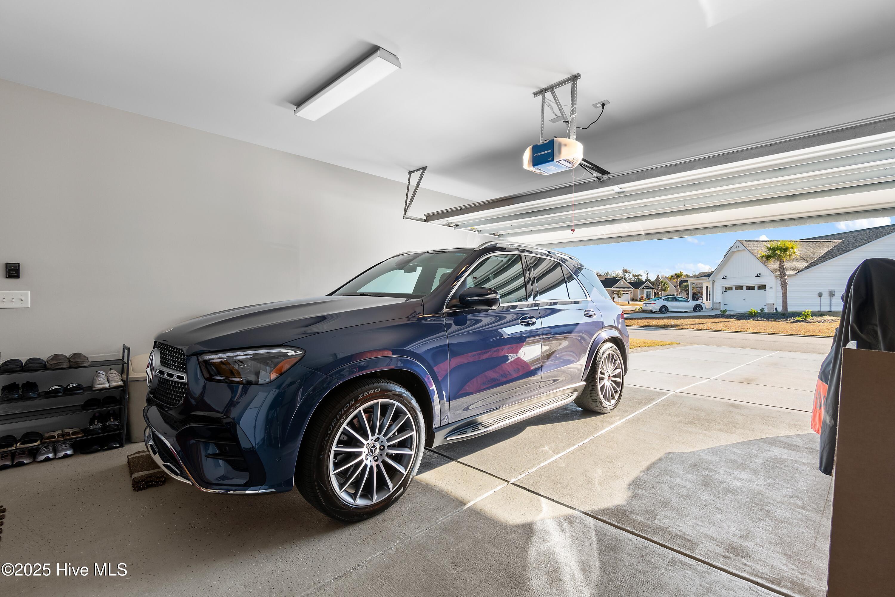 100542898 | Photo 47