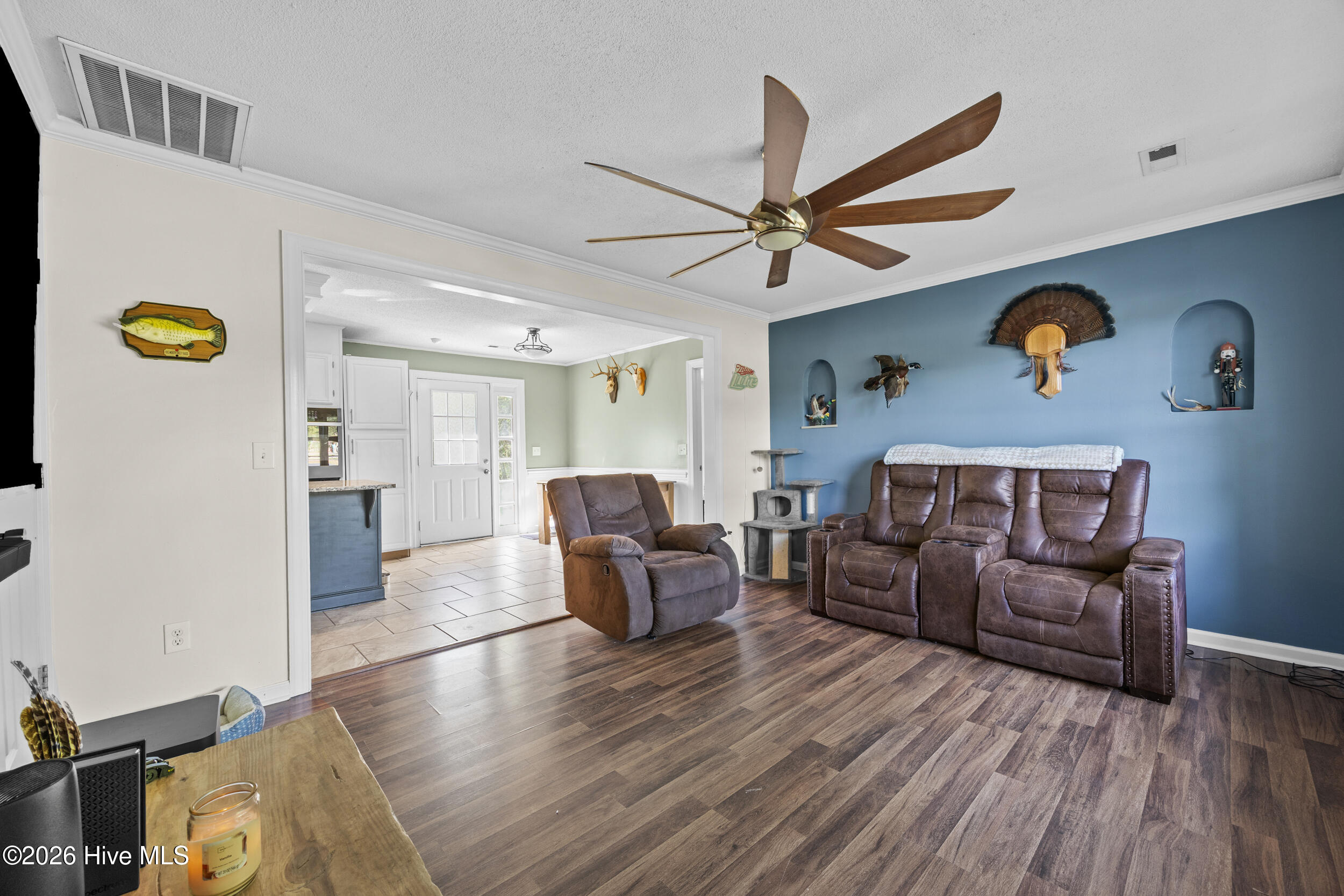 100567954 | Photo 12