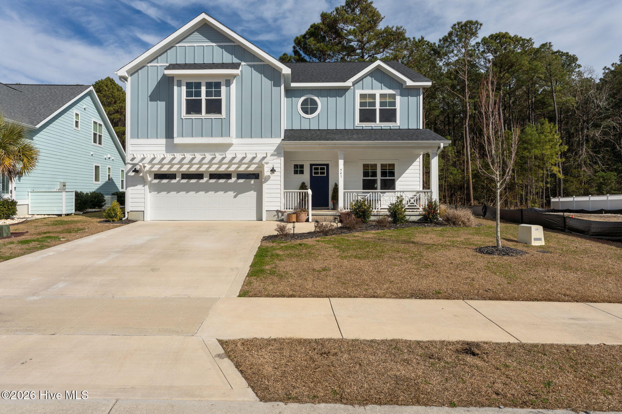 100555152 | Photo 50