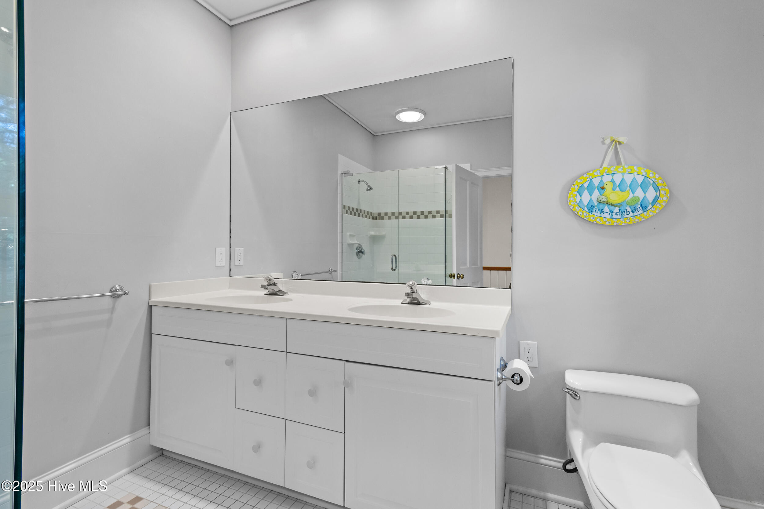 100540222 | Photo 54