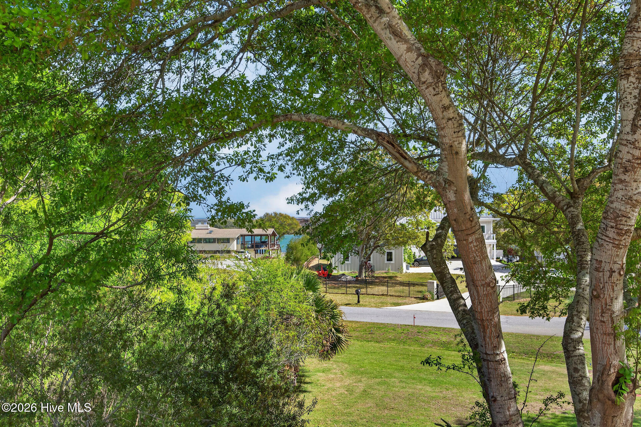 100566414 | Photo 54