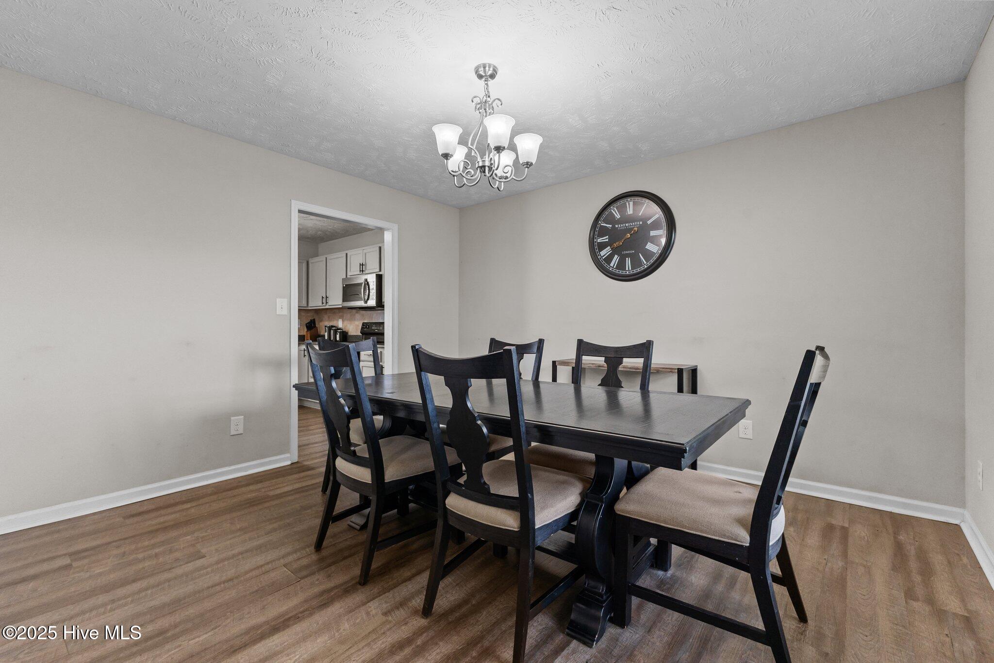 5-web-or-mls-AZ3A2809