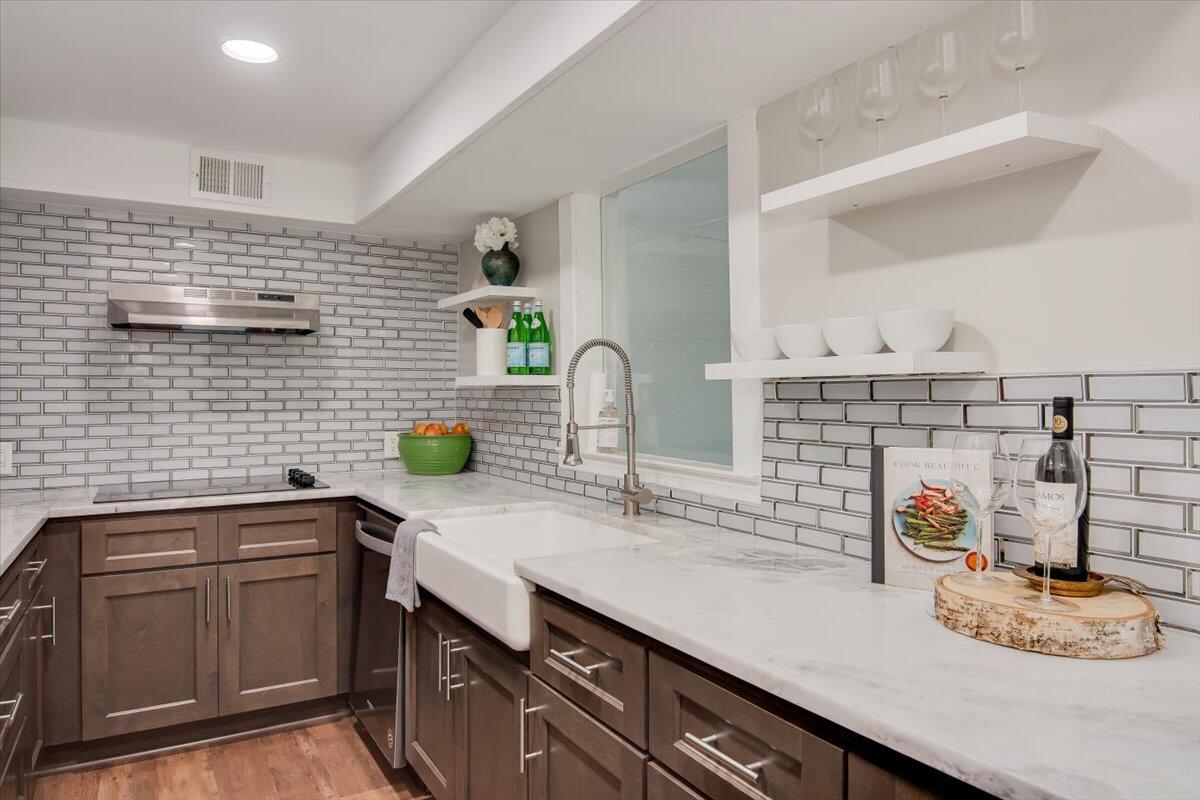 2303 Laurel Lane