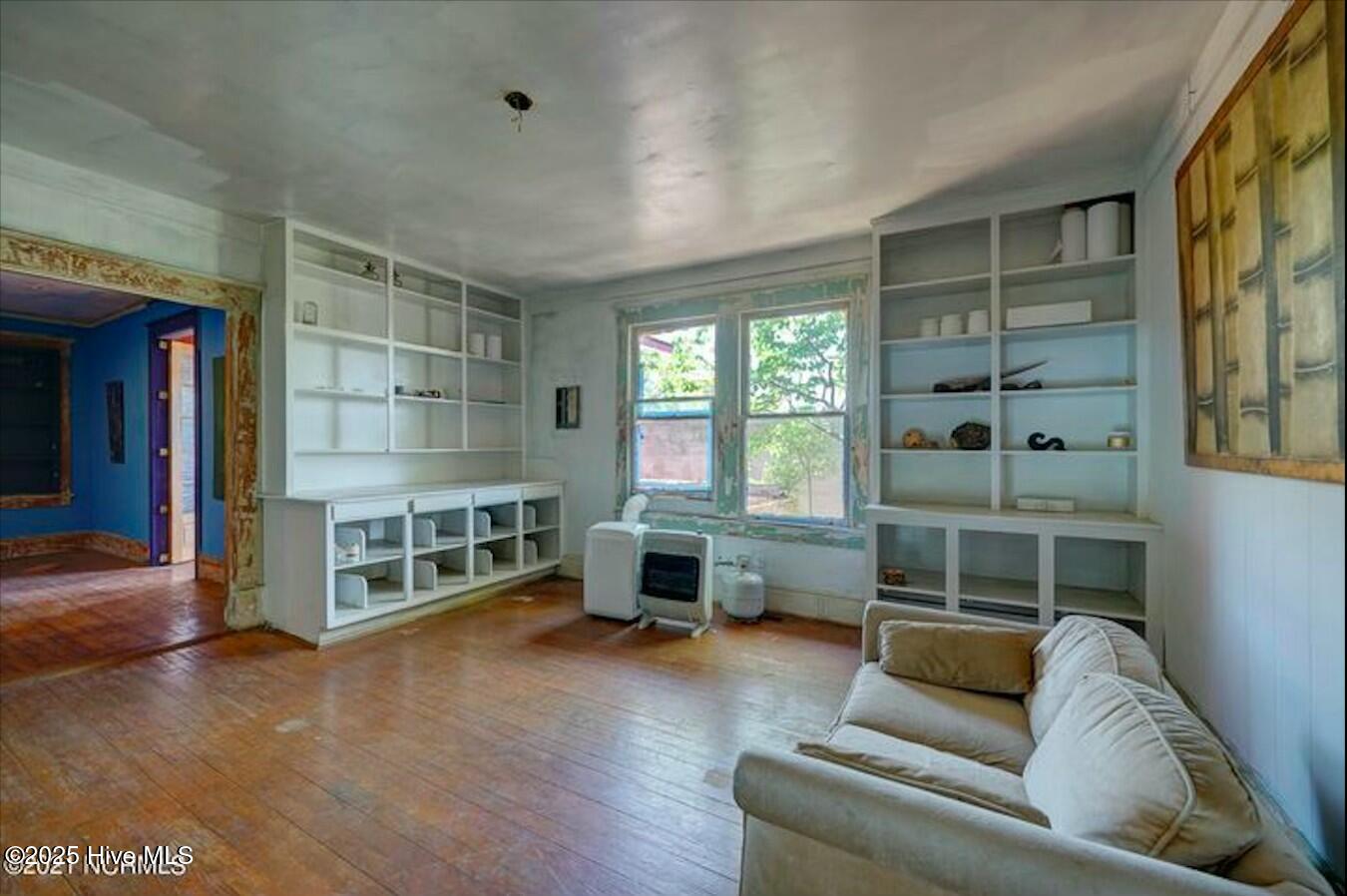 Shirley Johnson - MLS Number: 100490358
