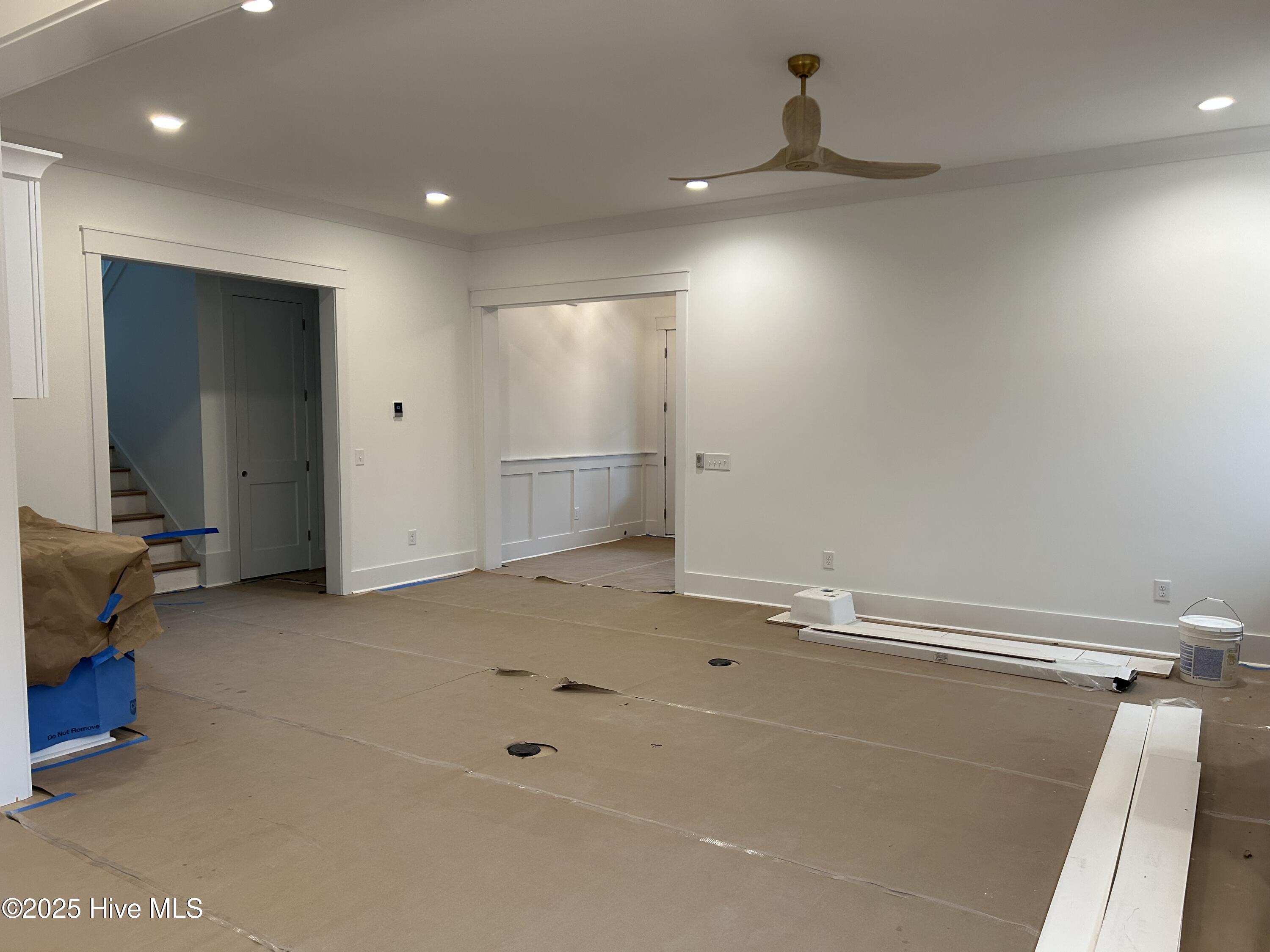 100531087 | Photo 28