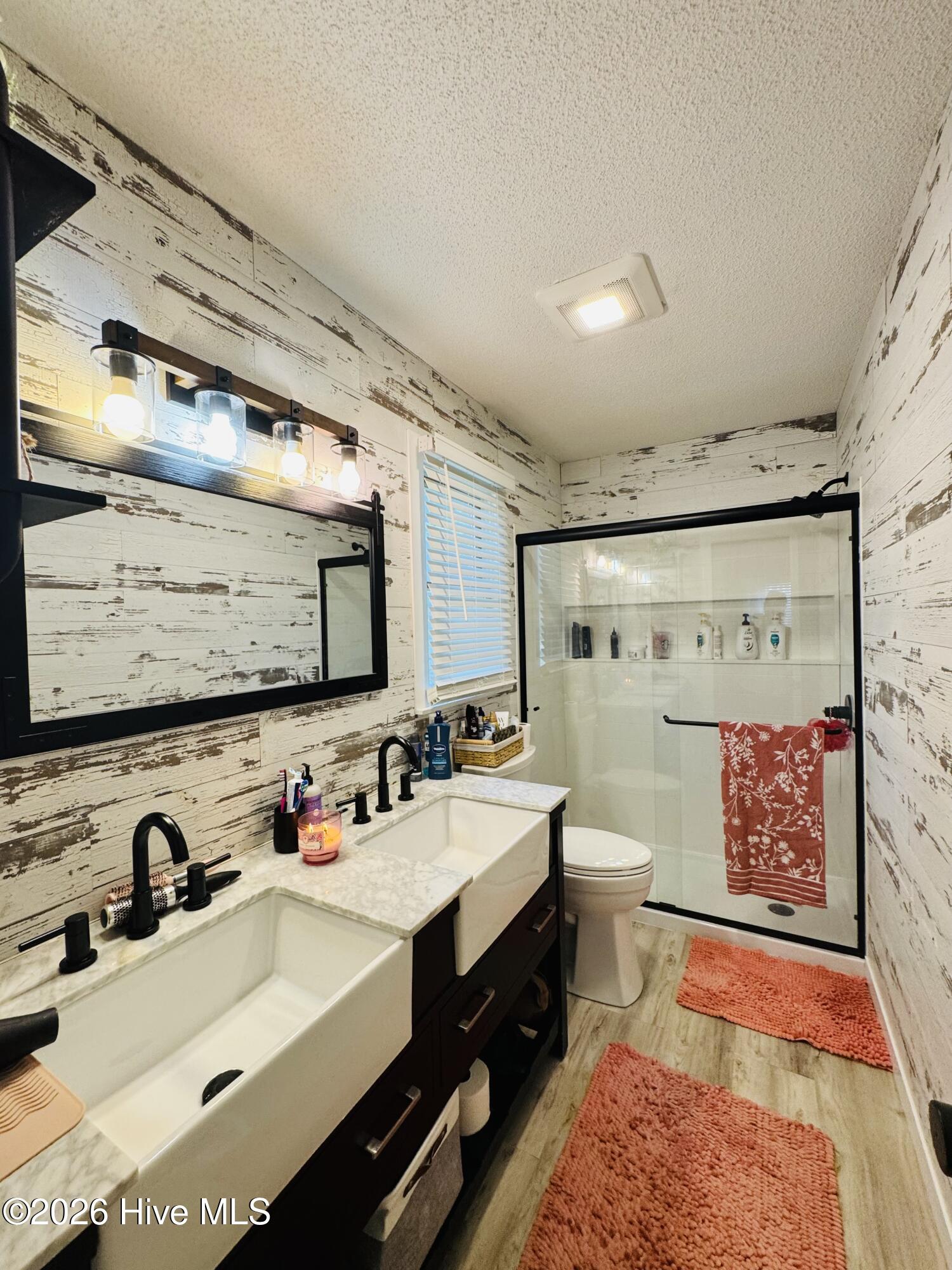 Dual sinks and walk-in shower!