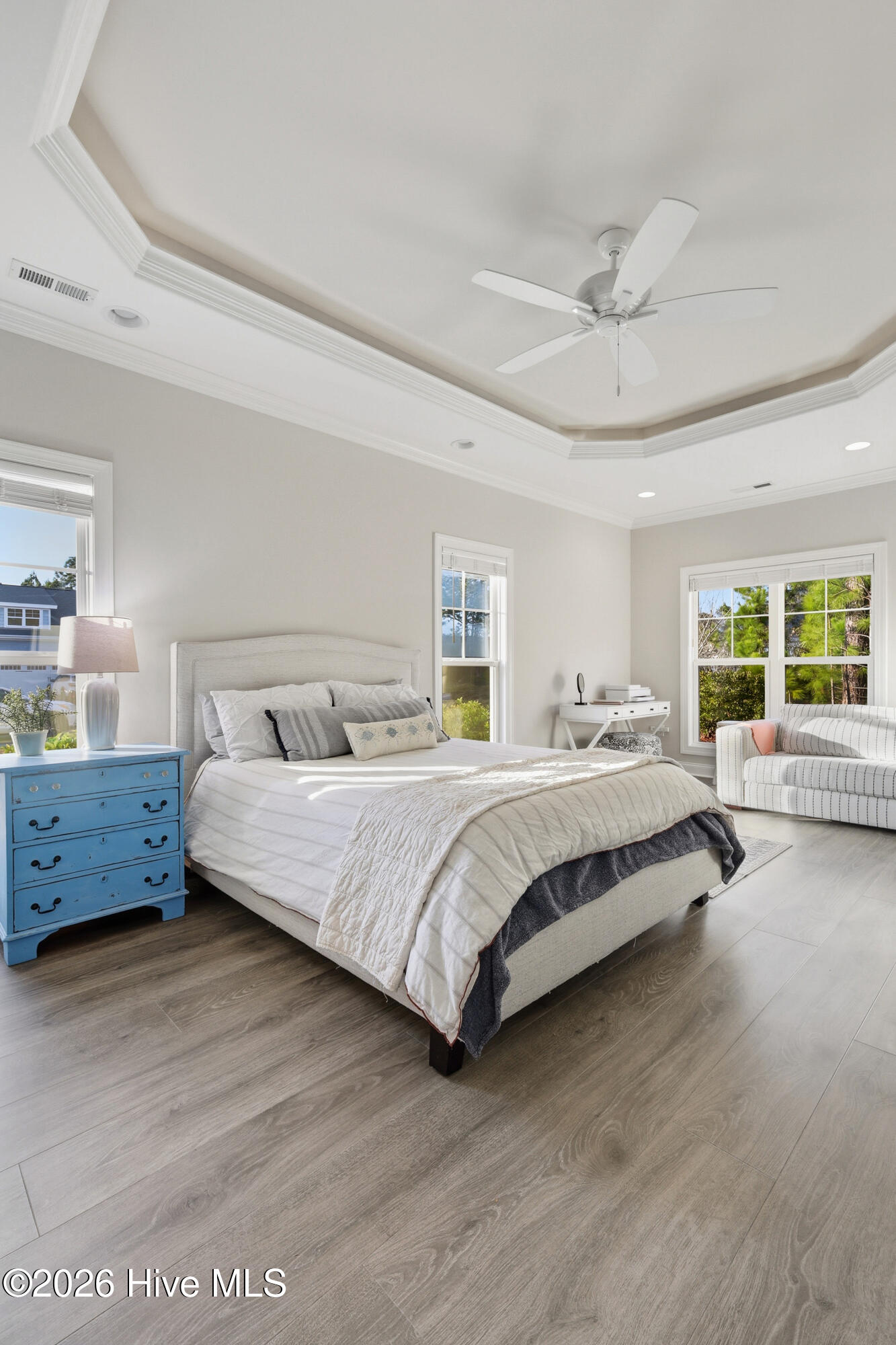 100551027 | Photo 28