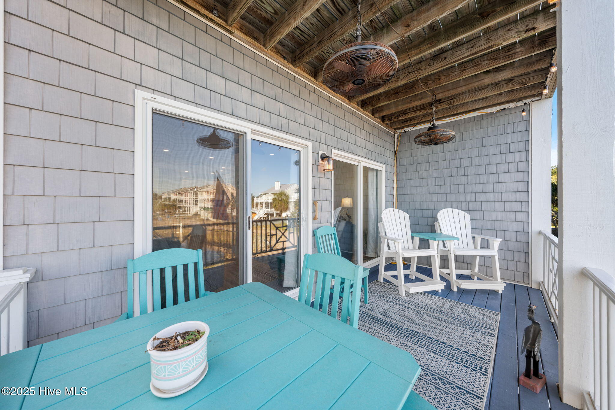 100526205 | Photo 57