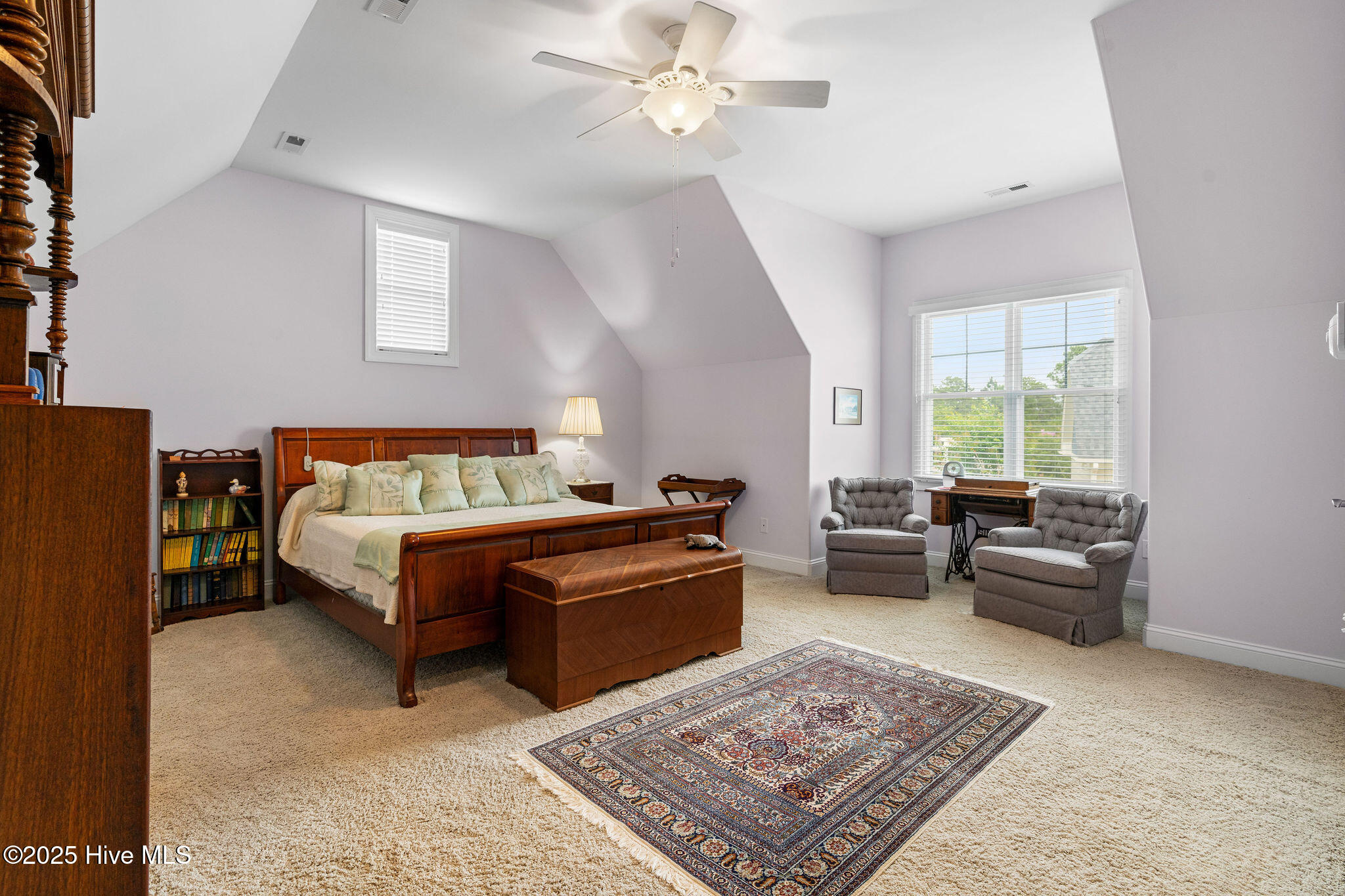 100518693 | Photo 37