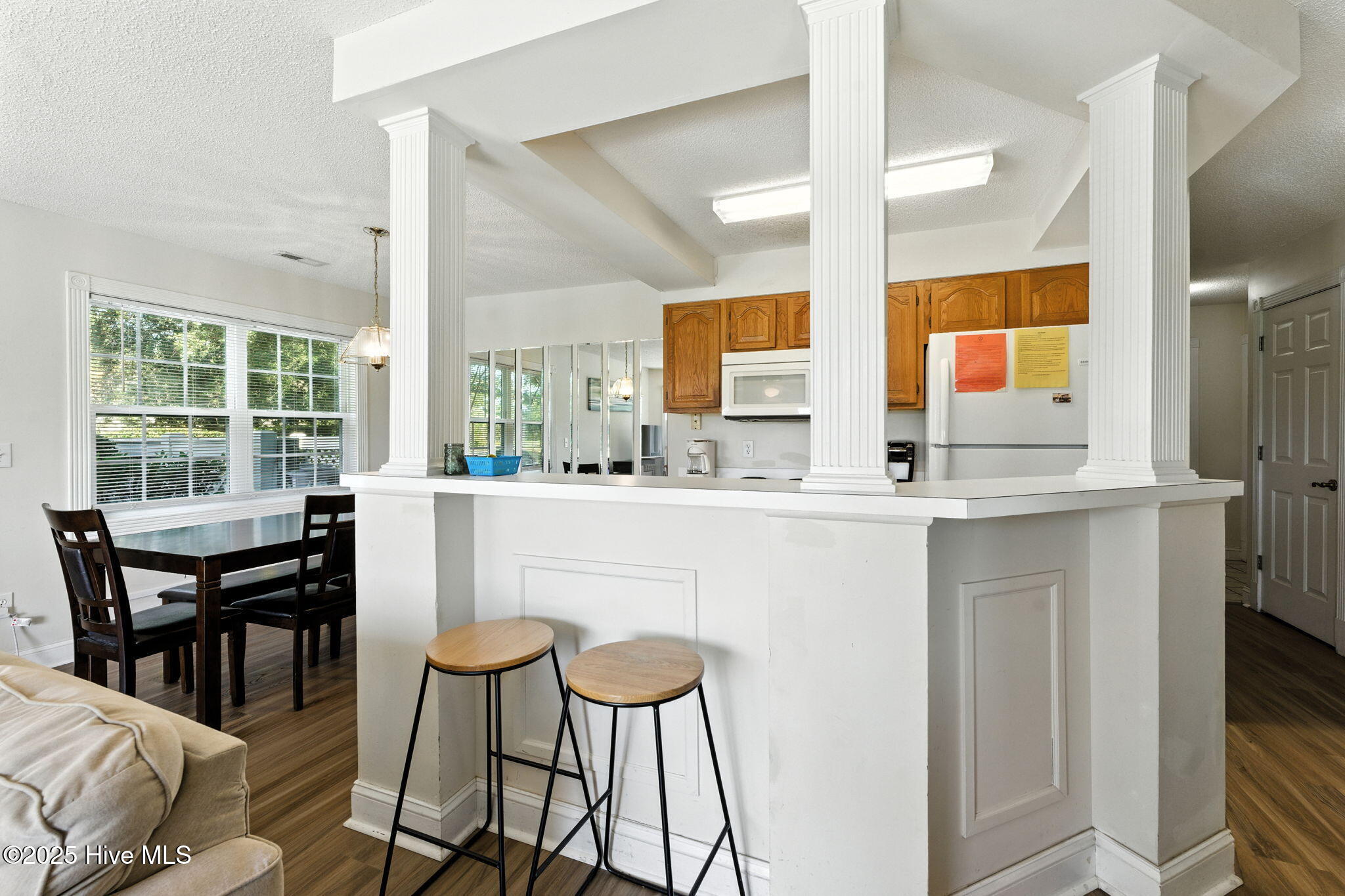 100527104 | Photo 29