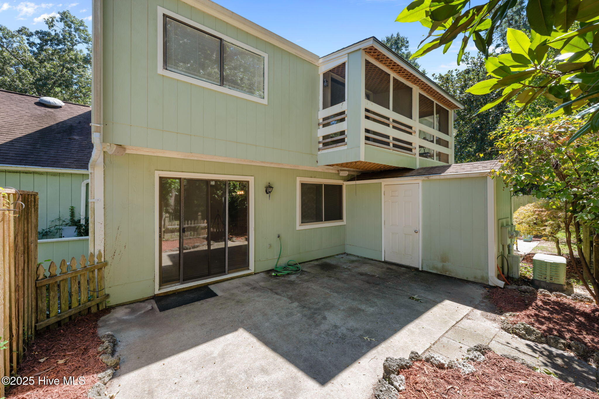 Property at 32 Quarterdeck Townes