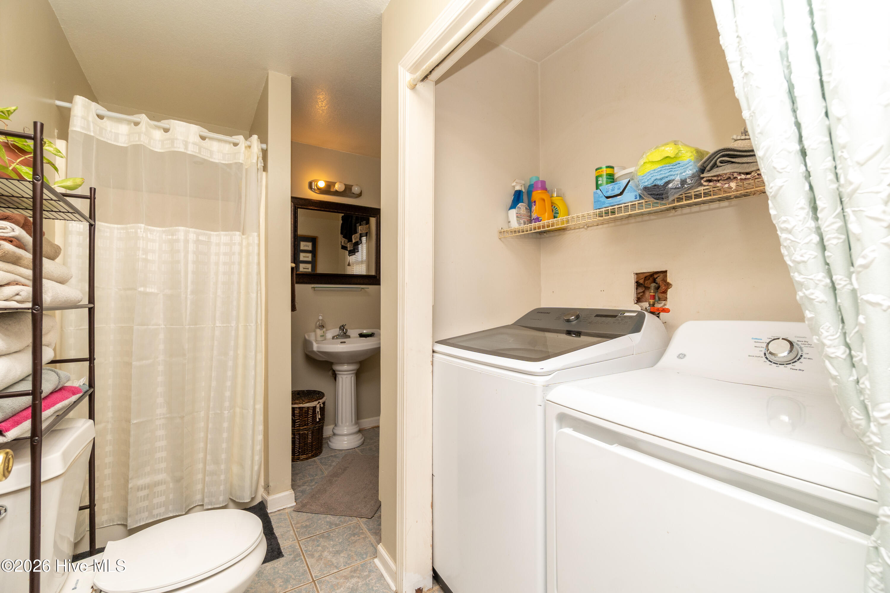 Homes for sale in Powells Point, NC | 103 Trenor Ln, Powells Point, NC 27966 | MLS# 100550988