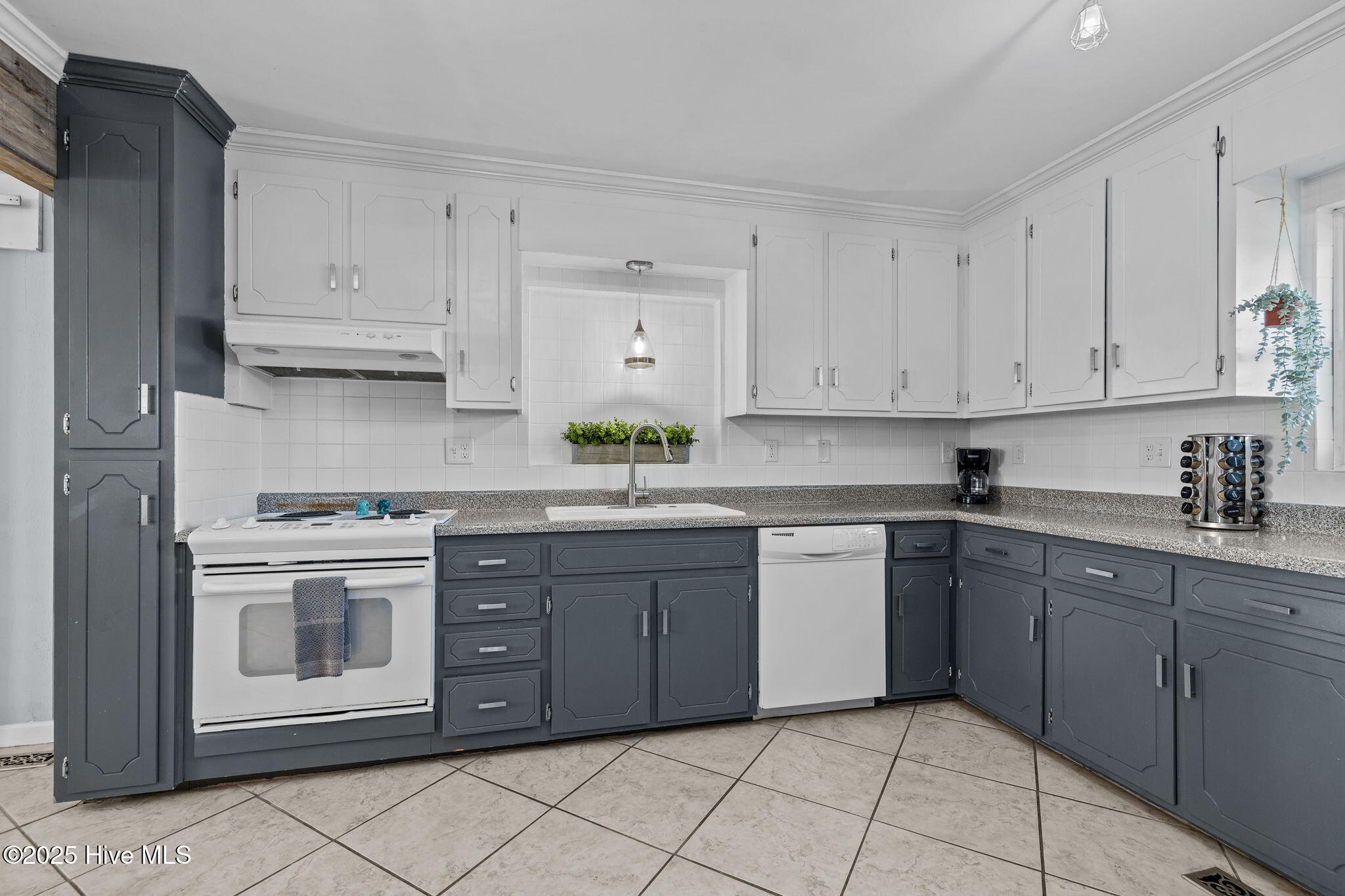 205 Barefoot Lane, Atlantic Beach, NC, 28512