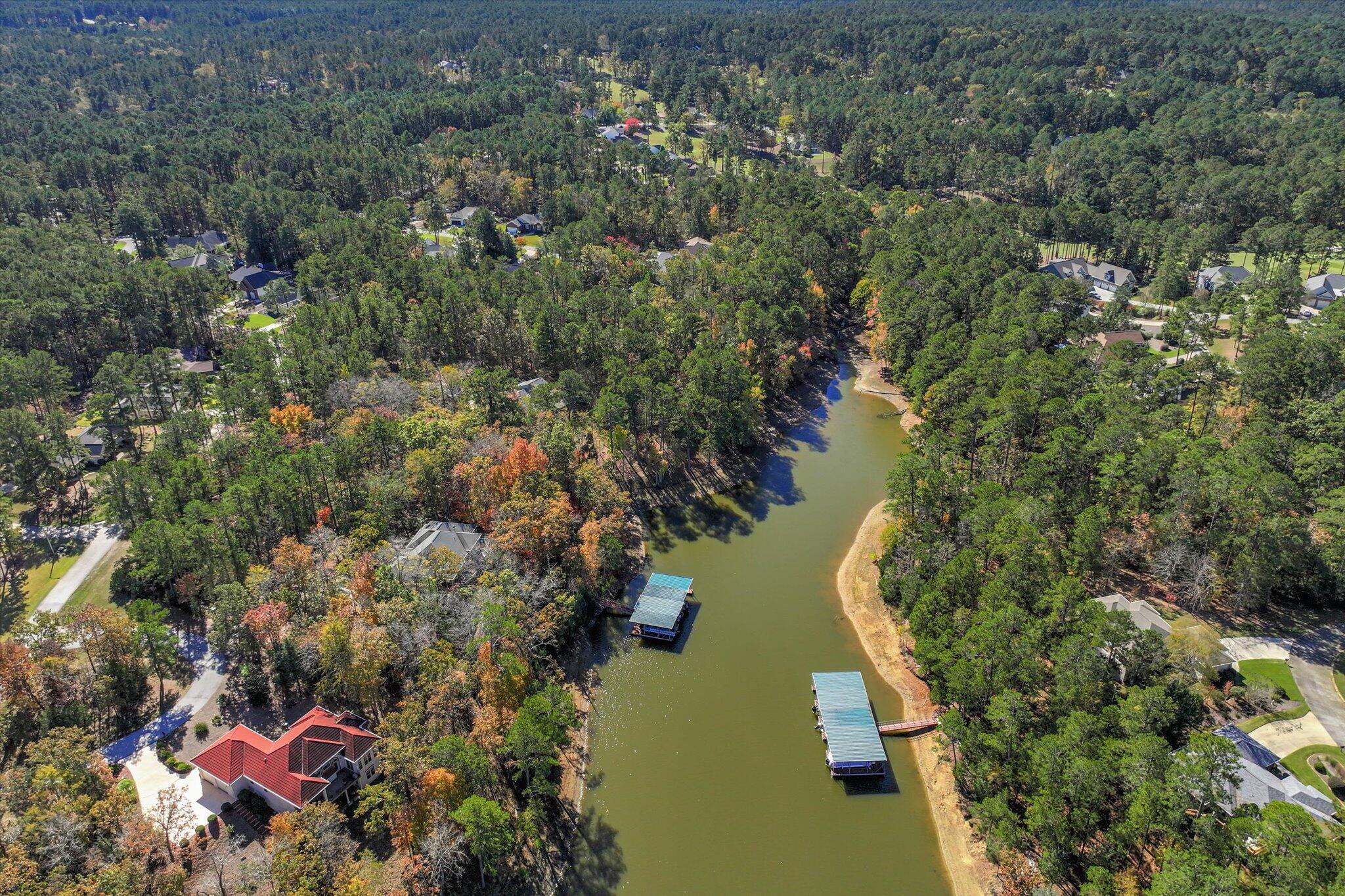 Photo 4 of Single family home for sale at 212 Pirates Cvs, Mc Cormick, SC 29835 | MLS# 100608808 | Listing updated on 2026-10-07