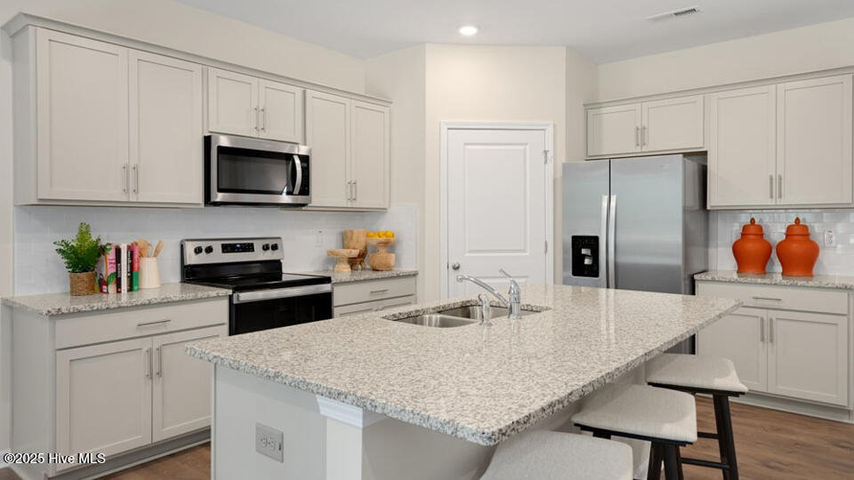 matthews-landing-lot-26-121-hanging-elm-