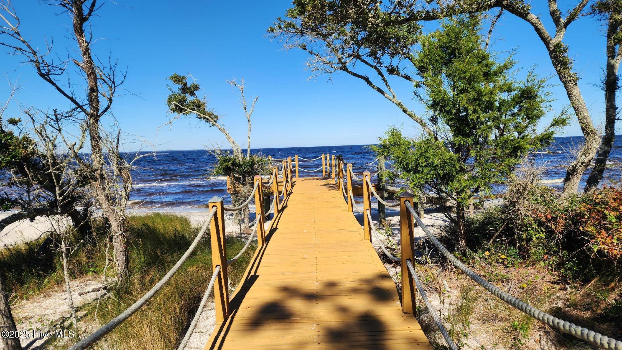 112 1 Sandy Point Drive,Beaufort