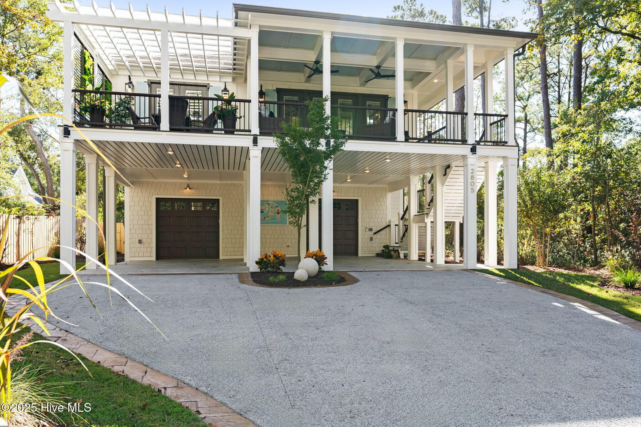 100516902 | Photo 75