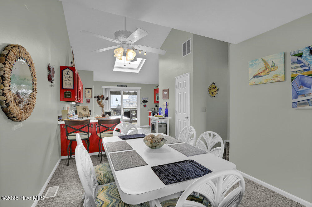 100513215 | Photo 13