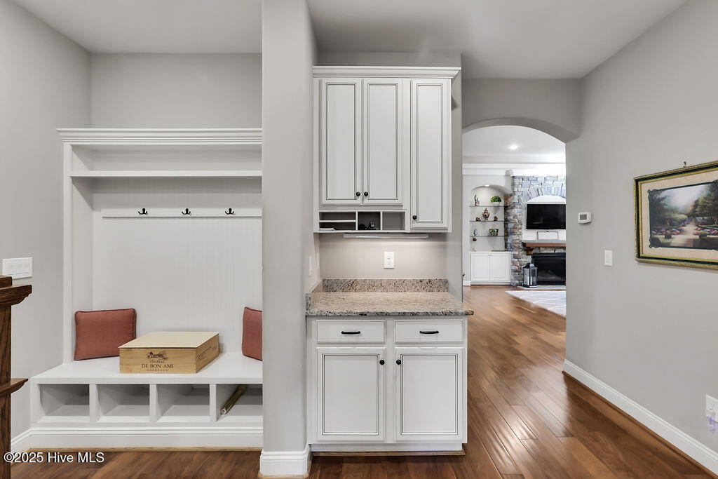 100545215 | Photo 29