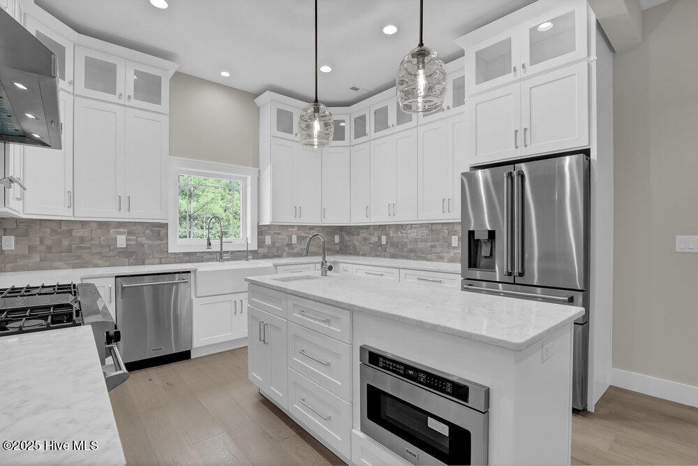 100509859 | Photo 17