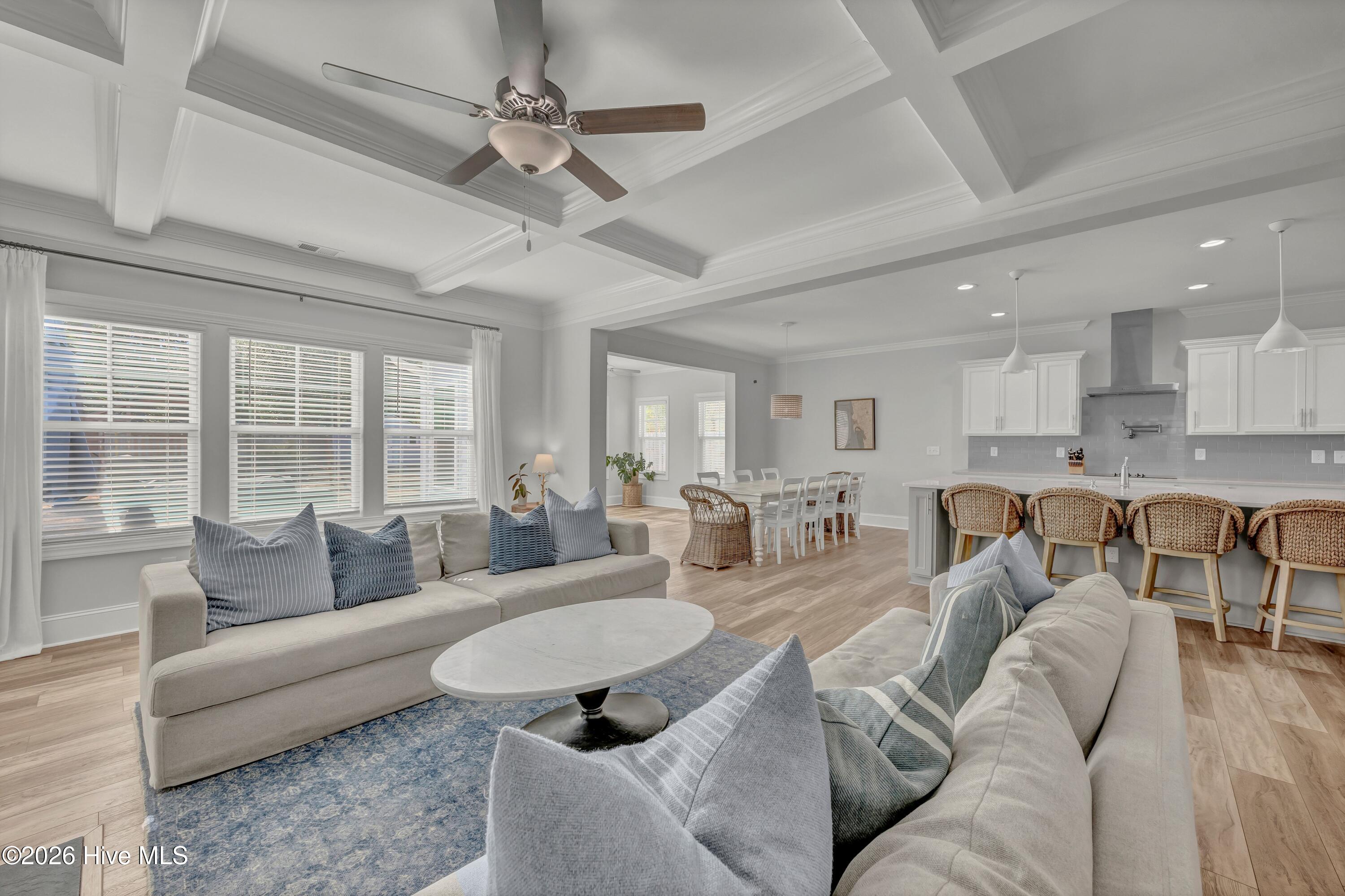 100555311 | Photo 14