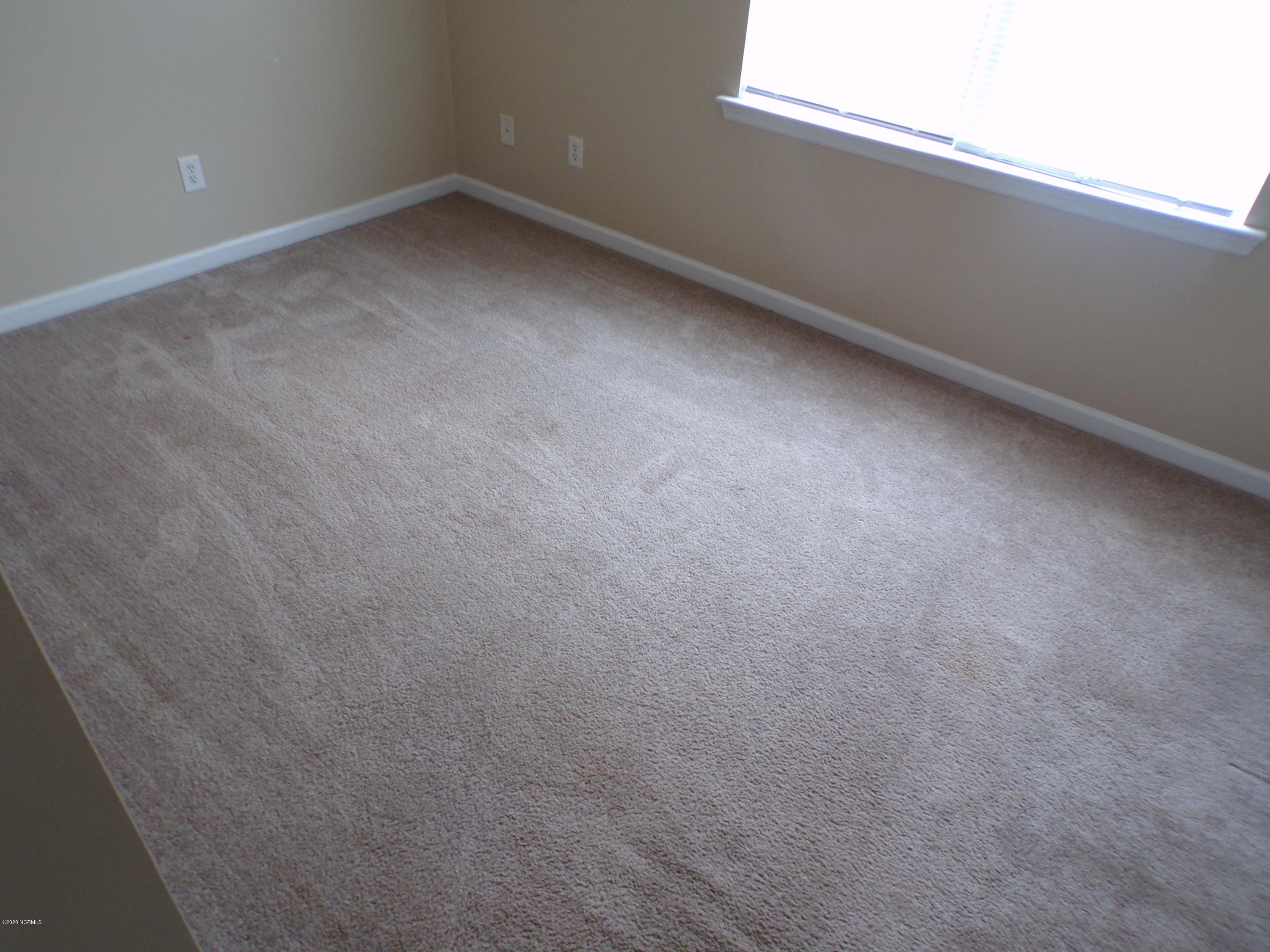 100556621 | Photo 20