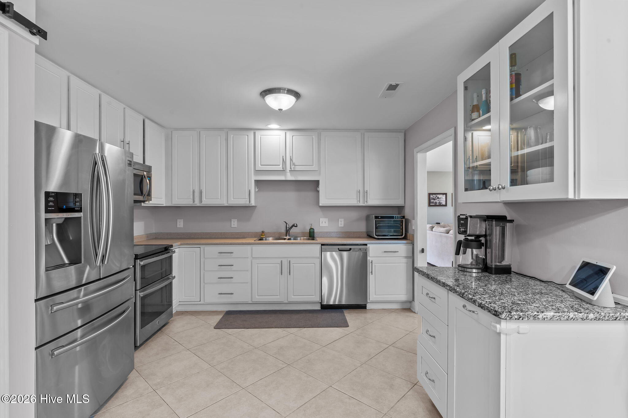 100556757 | Photo 13