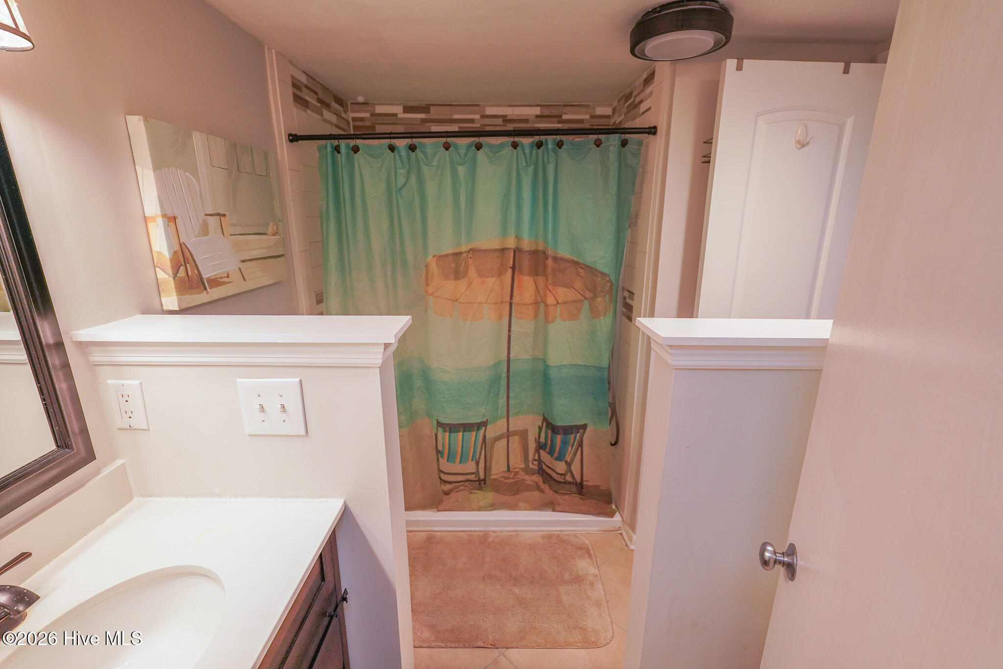 100519884 | Photo 10