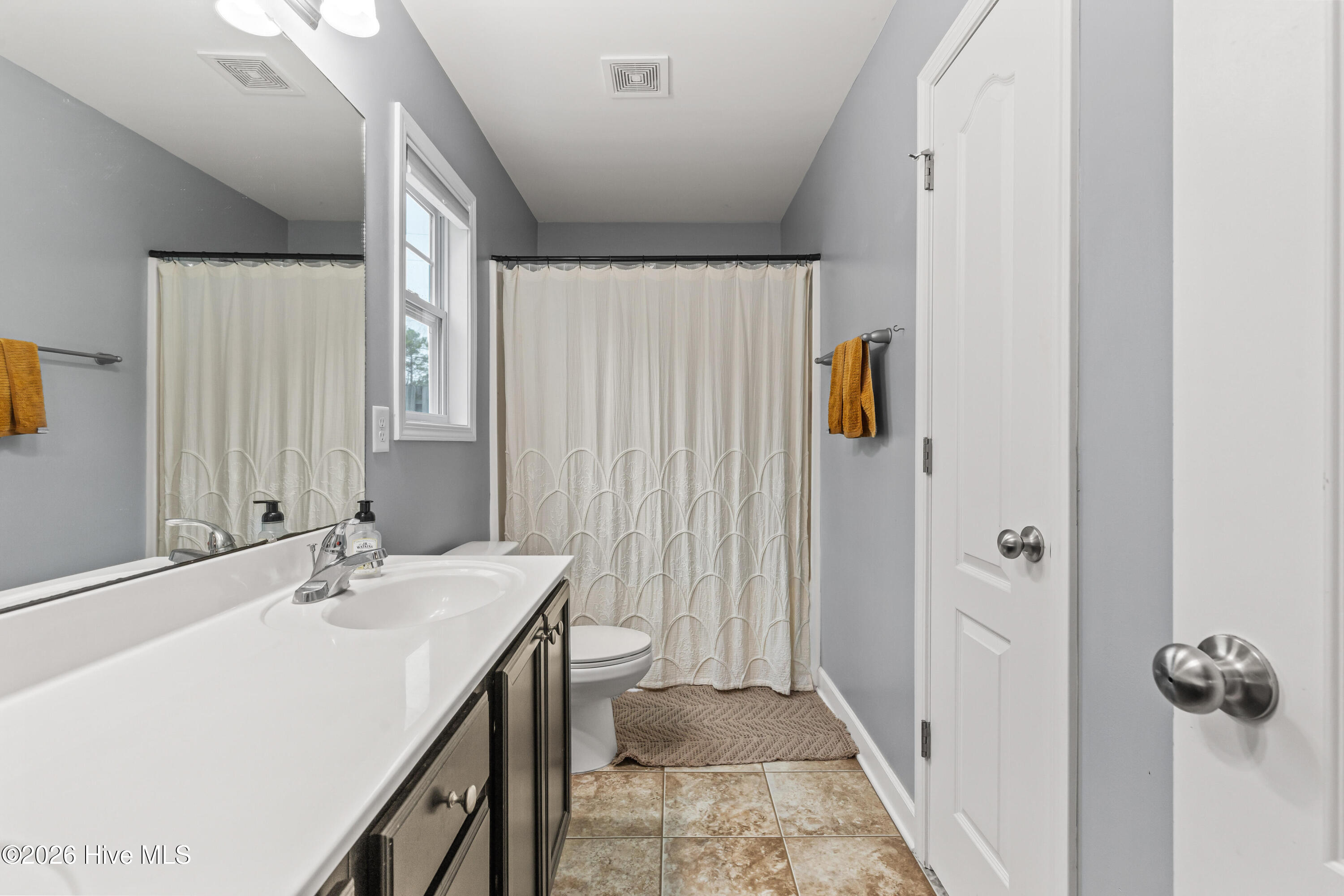 100557178 | Photo 20