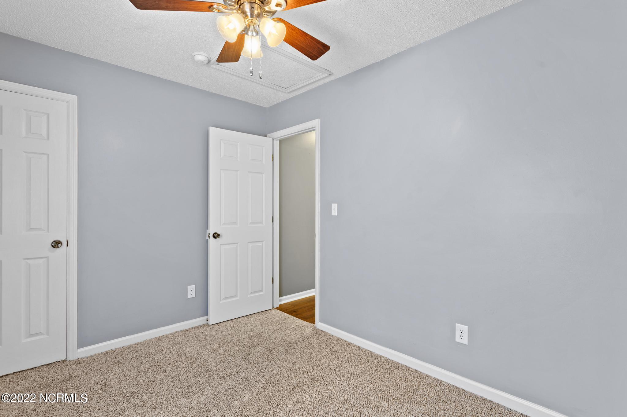 100552810 | Photo 12