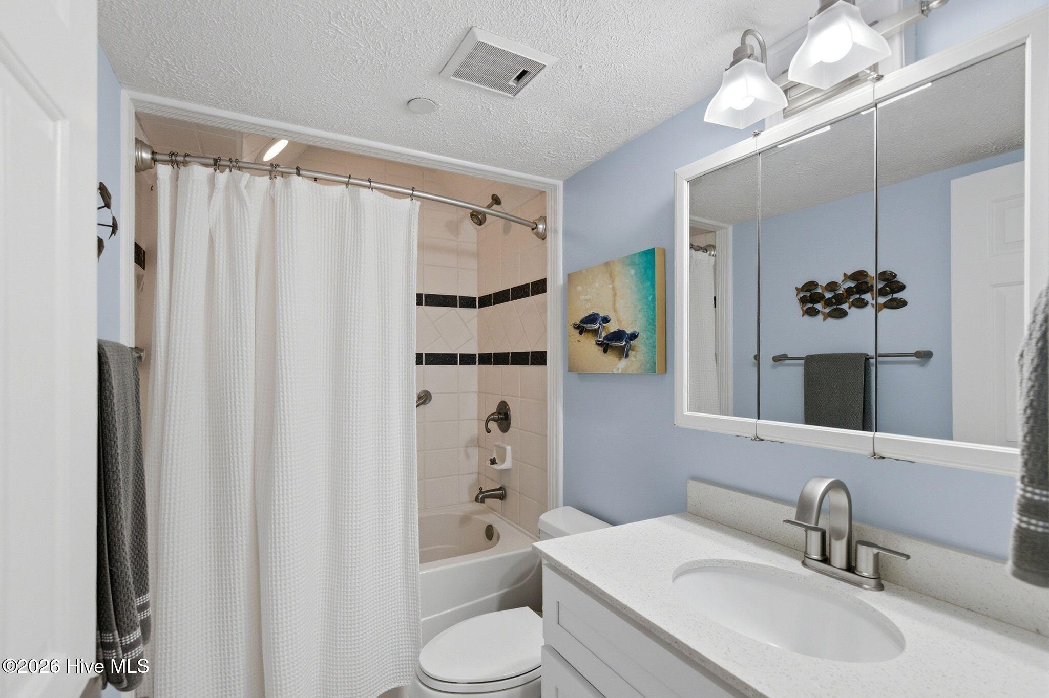 100560958 | Photo 16