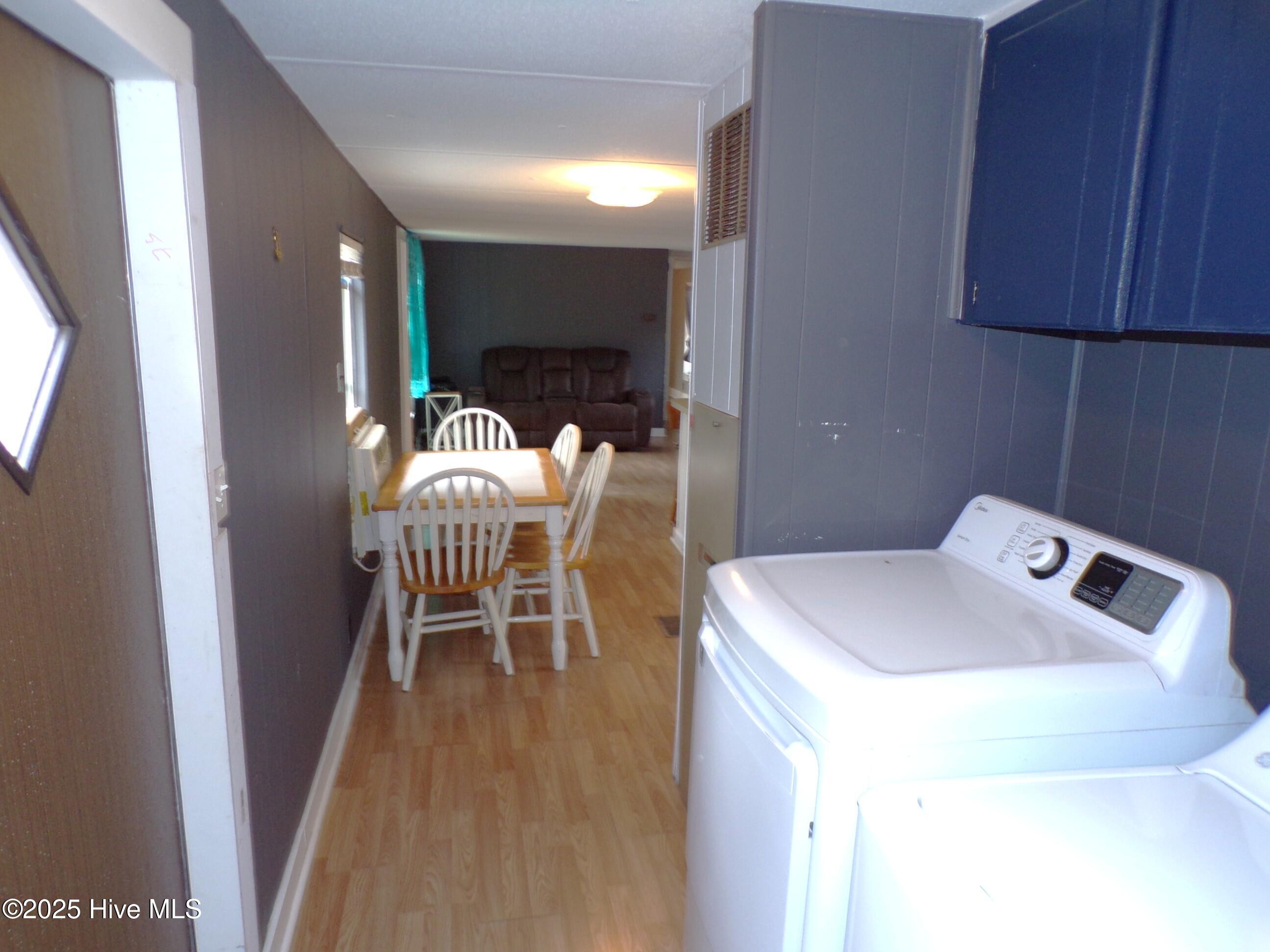 100546190 | Photo 13