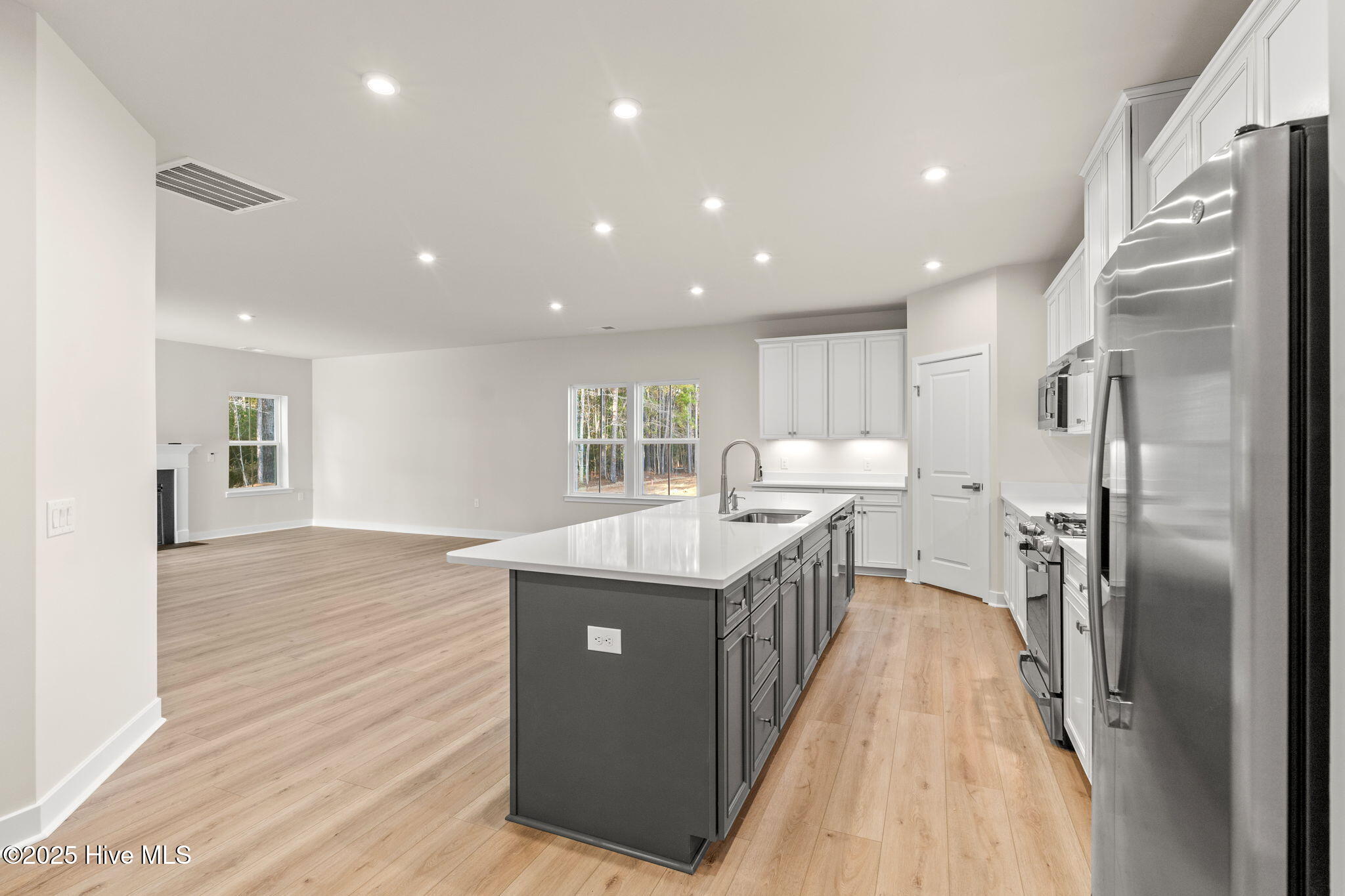 Homes for sale in Navassa, NC | 4017 Farmfield Dr, Navassa, NC 28451 | MLS# 100525264