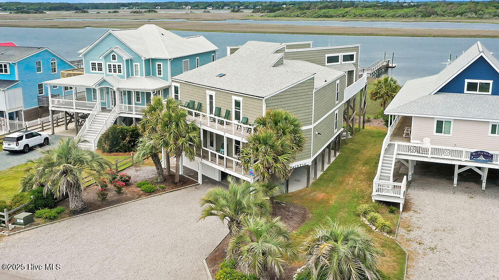 100508979 | Photo 109