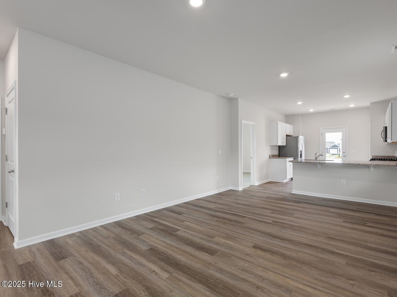 Landward123LRDRHL33A1008CR2-004-001-1280