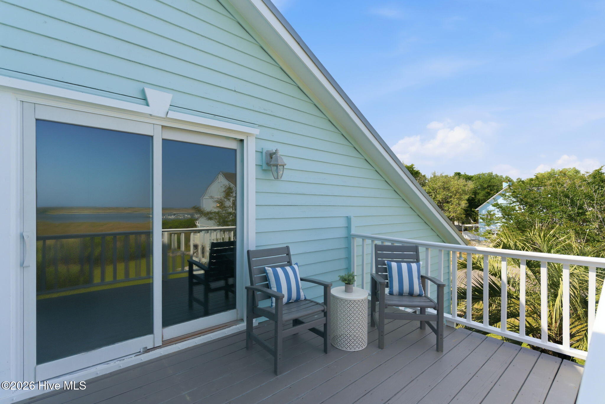 100569550 | Photo 41